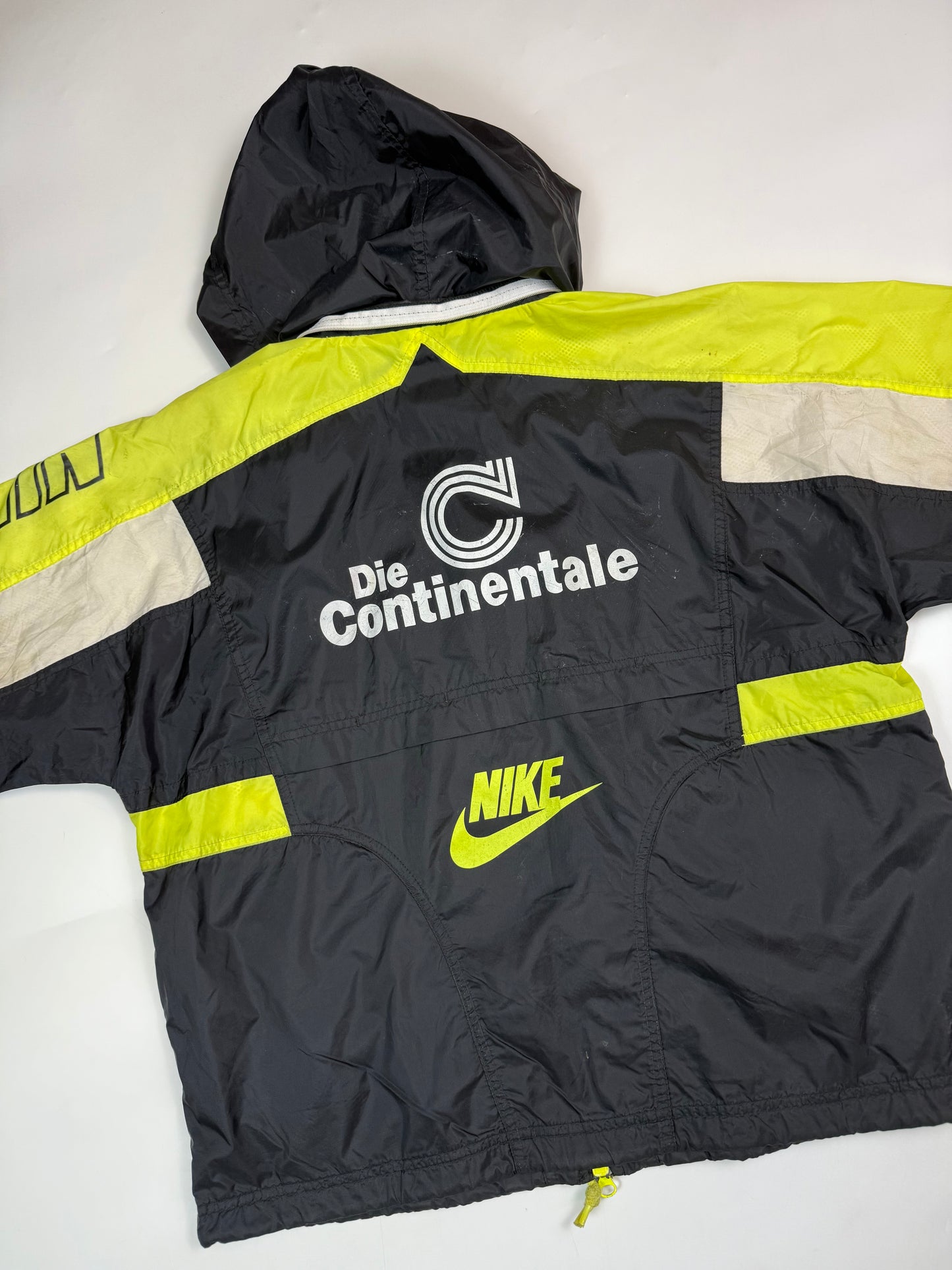 Vintage Borussia Dortmund 1996/97 Nike football training jacket (L)