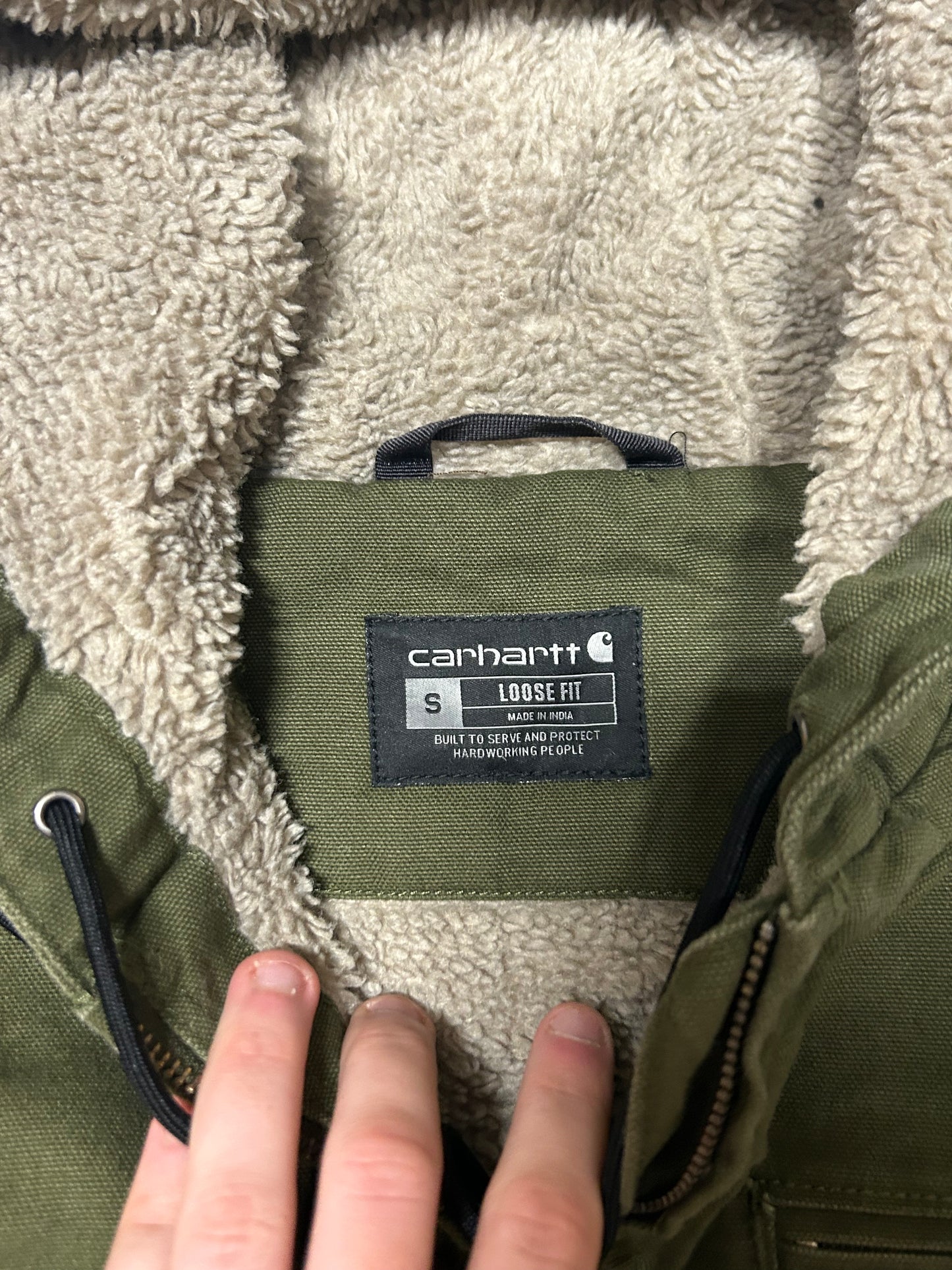 Carhartt hooded active jacket (S)