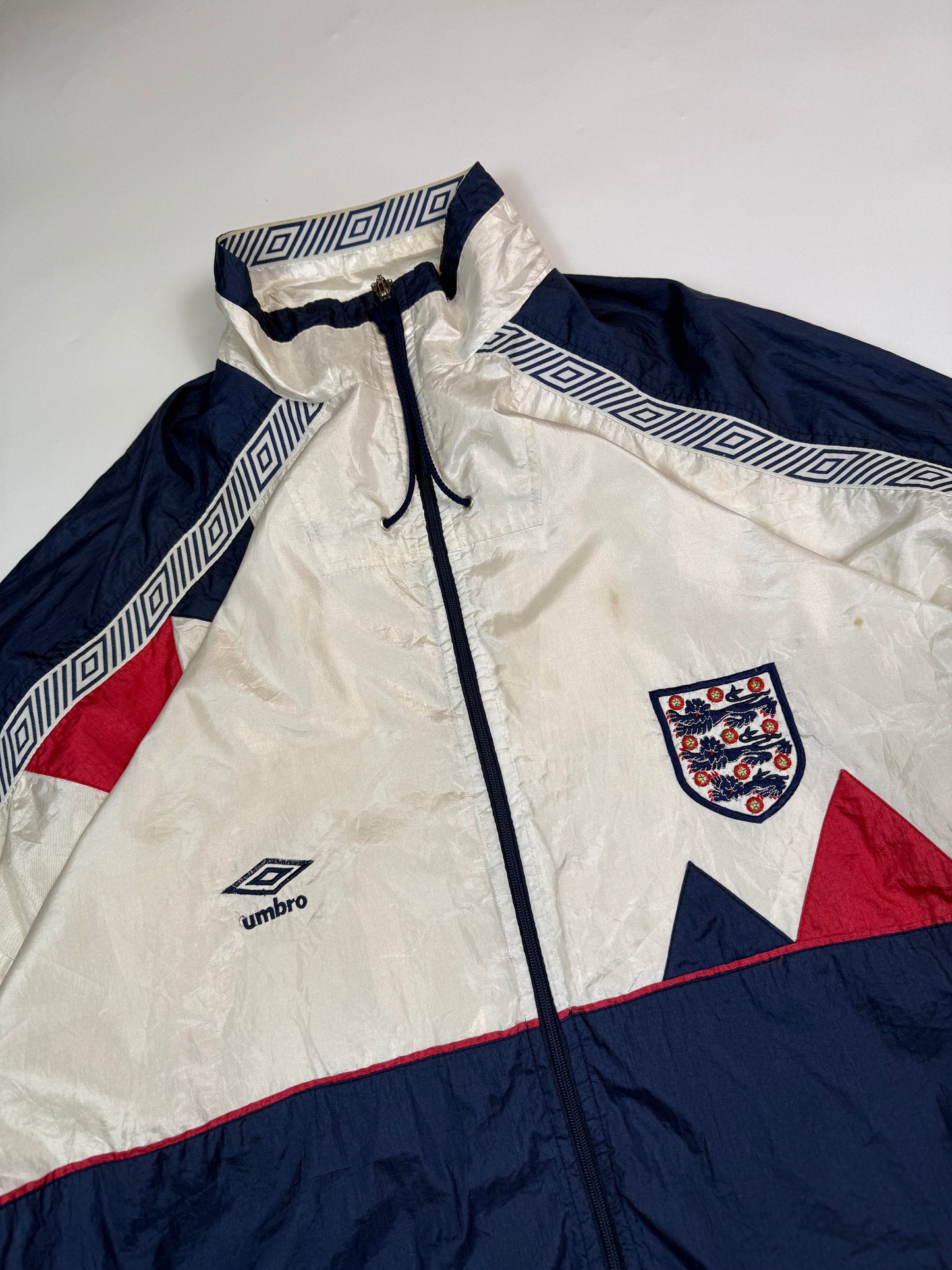 Vintage England 1990-92 Umbro football track jacket (L)