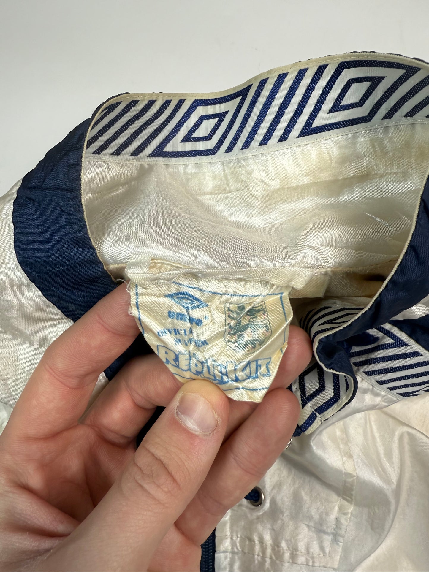 Vintage England 1990-92 Umbro football track jacket (L)