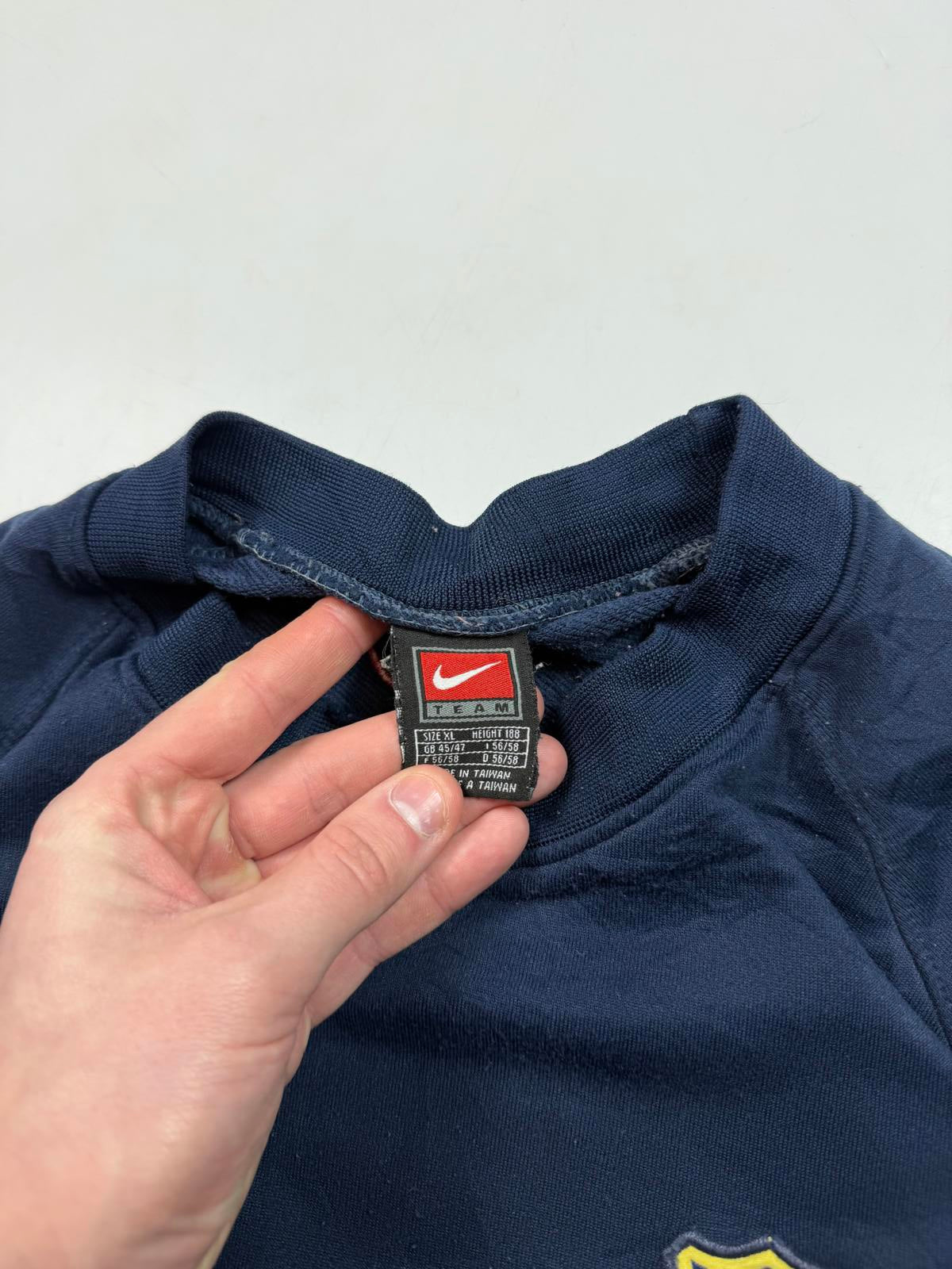 Vintage Barcelona 2000/01 Nike football sweatshirt (XL)