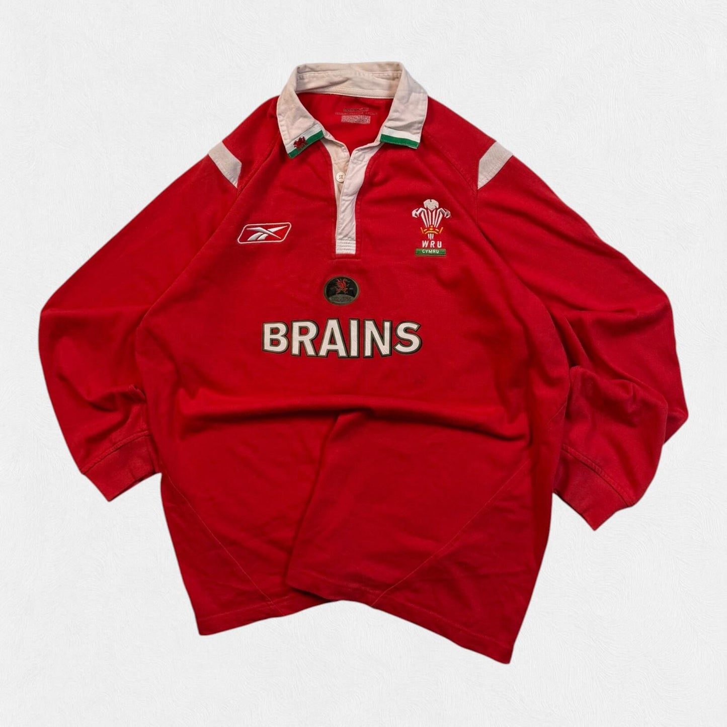 Vintage Wales 2005/06 Reebok rugby union shirt (L)