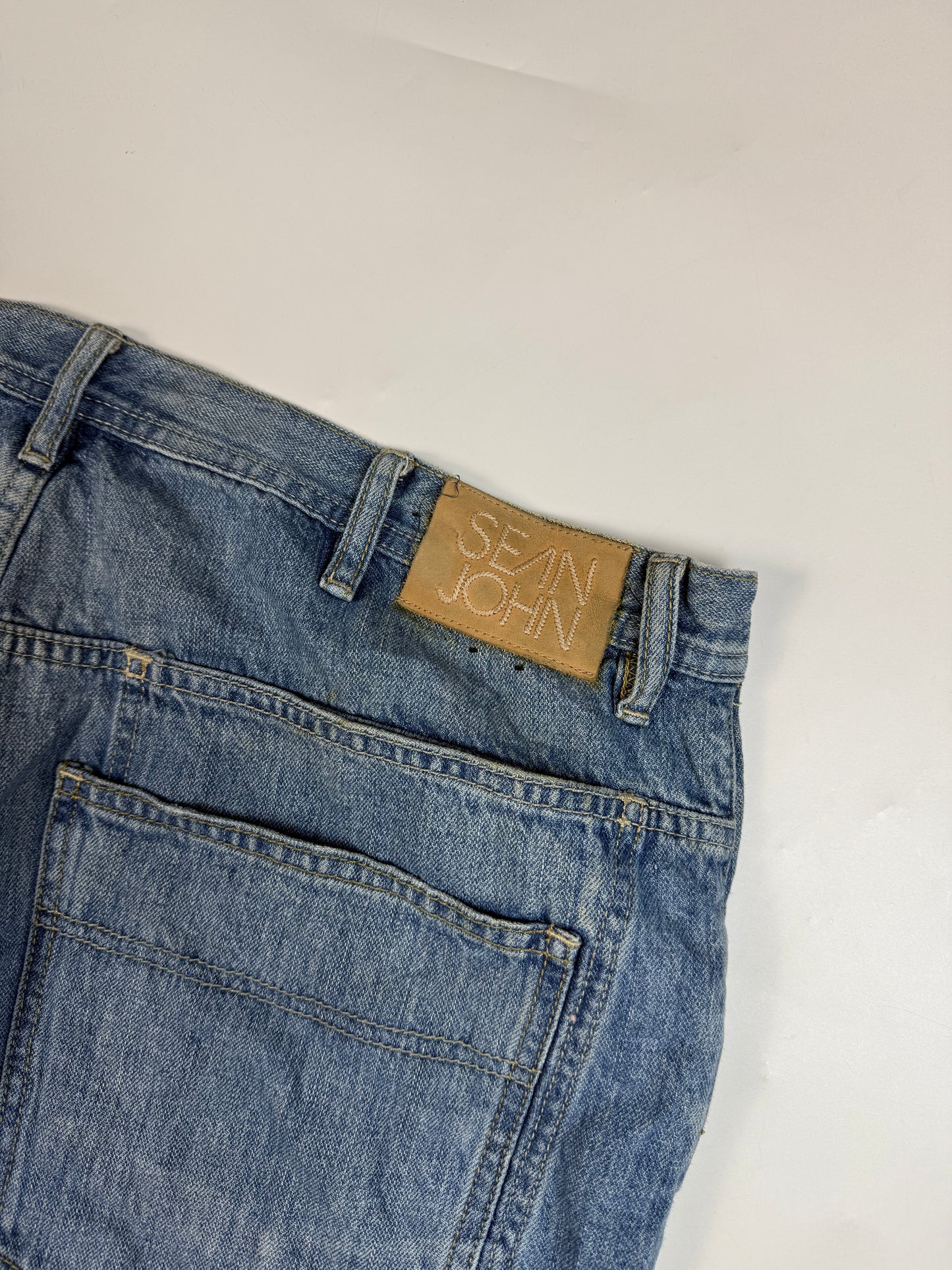 Vintage Y2K Sean John baggy jeans (W38)