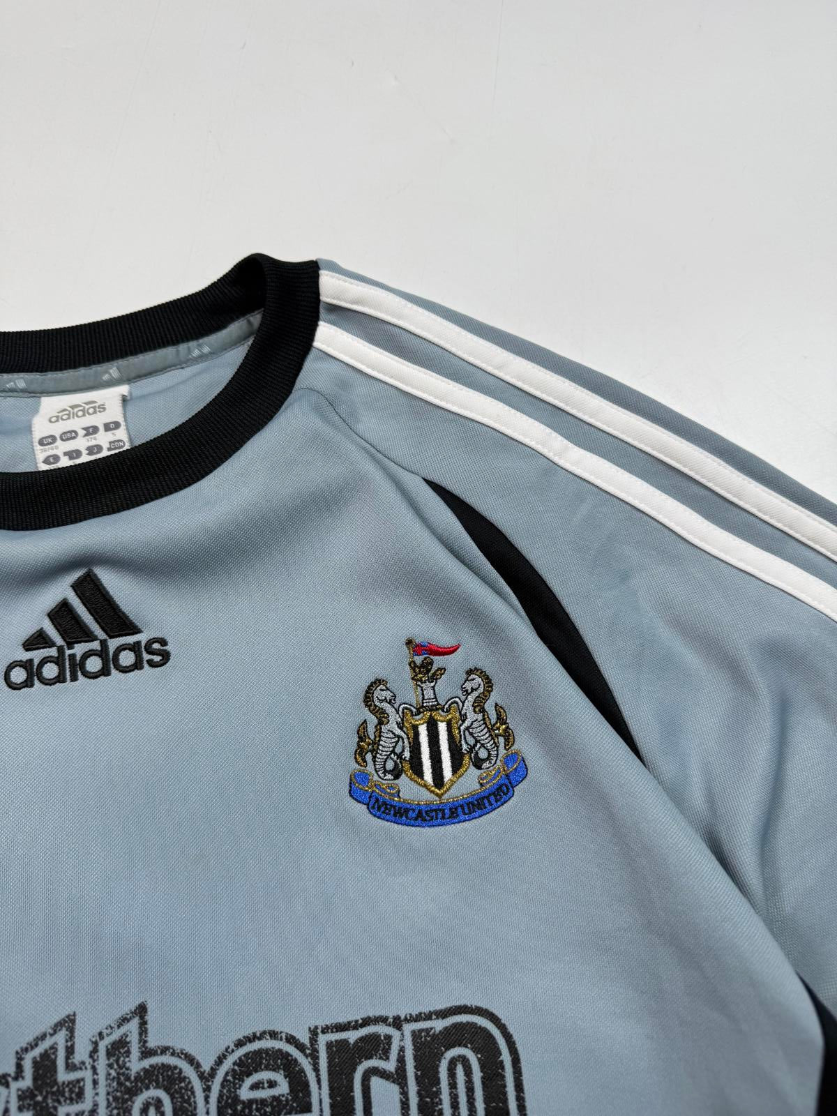 Vintage Newcastle United 2006/07 Adidas football sweatshirt (M)