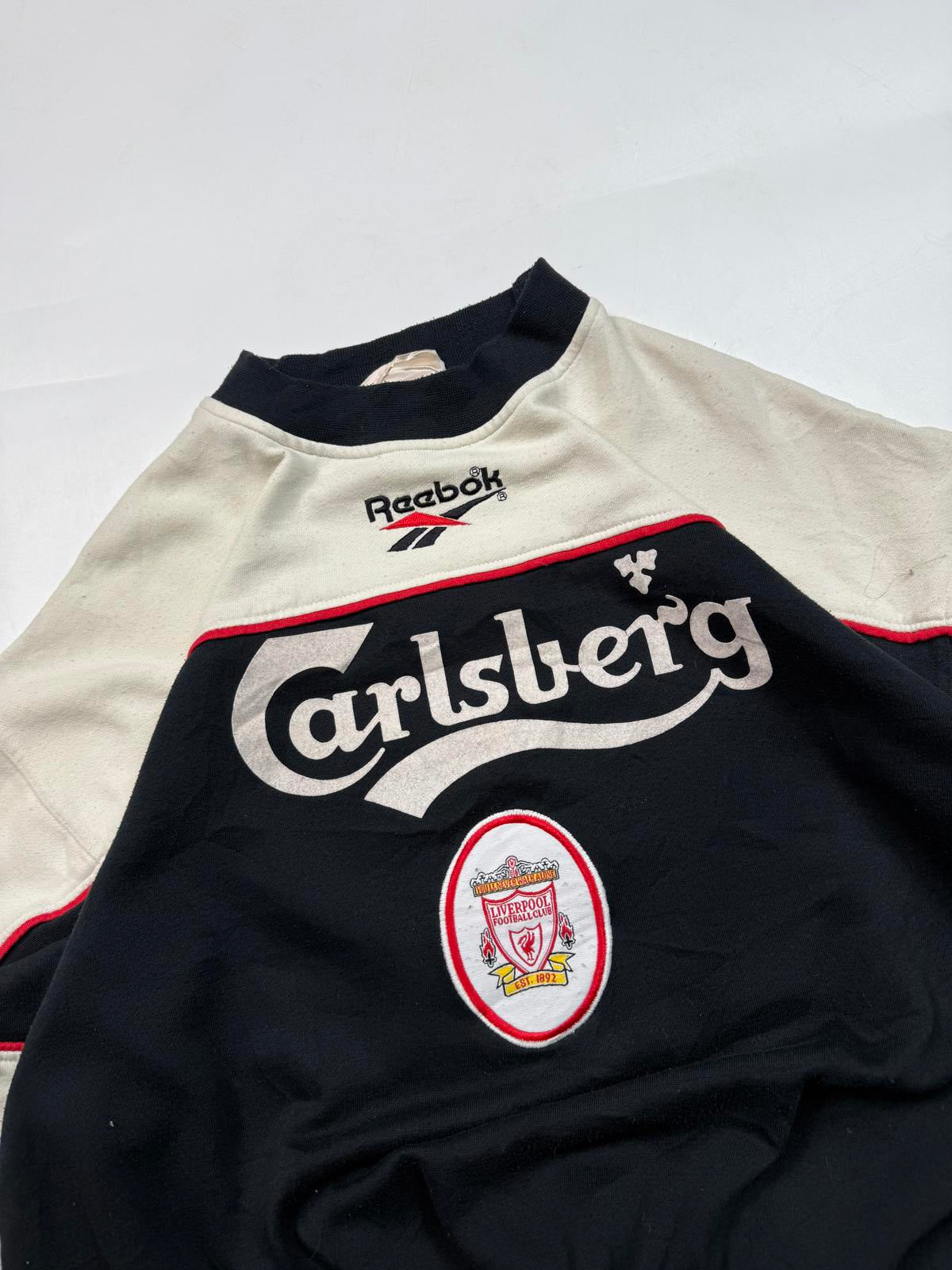 Vintage Liverpool 1996-98 Reebok football sweatshirt (M)