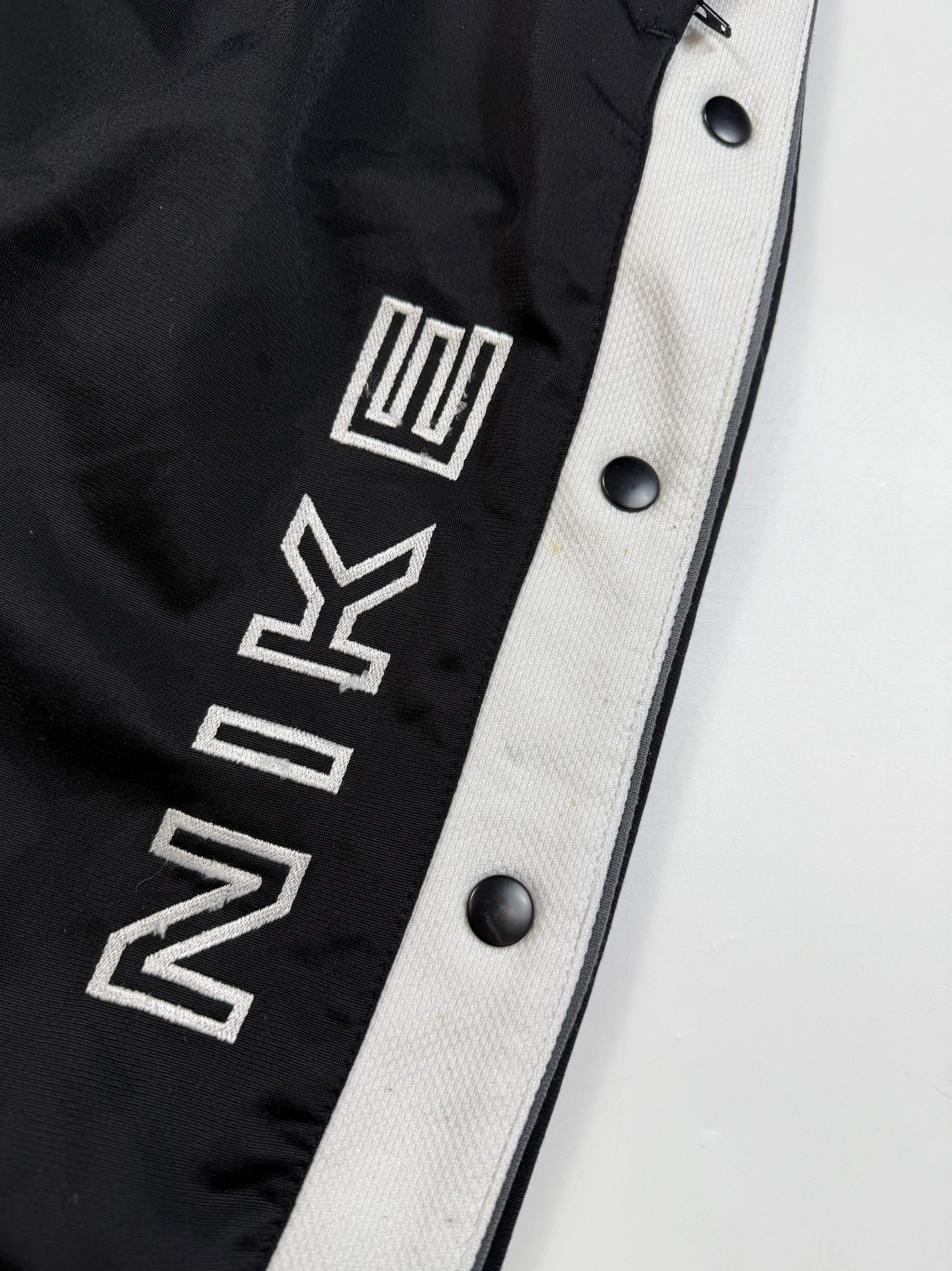 Vintage 90s Nike popper track pants (M)