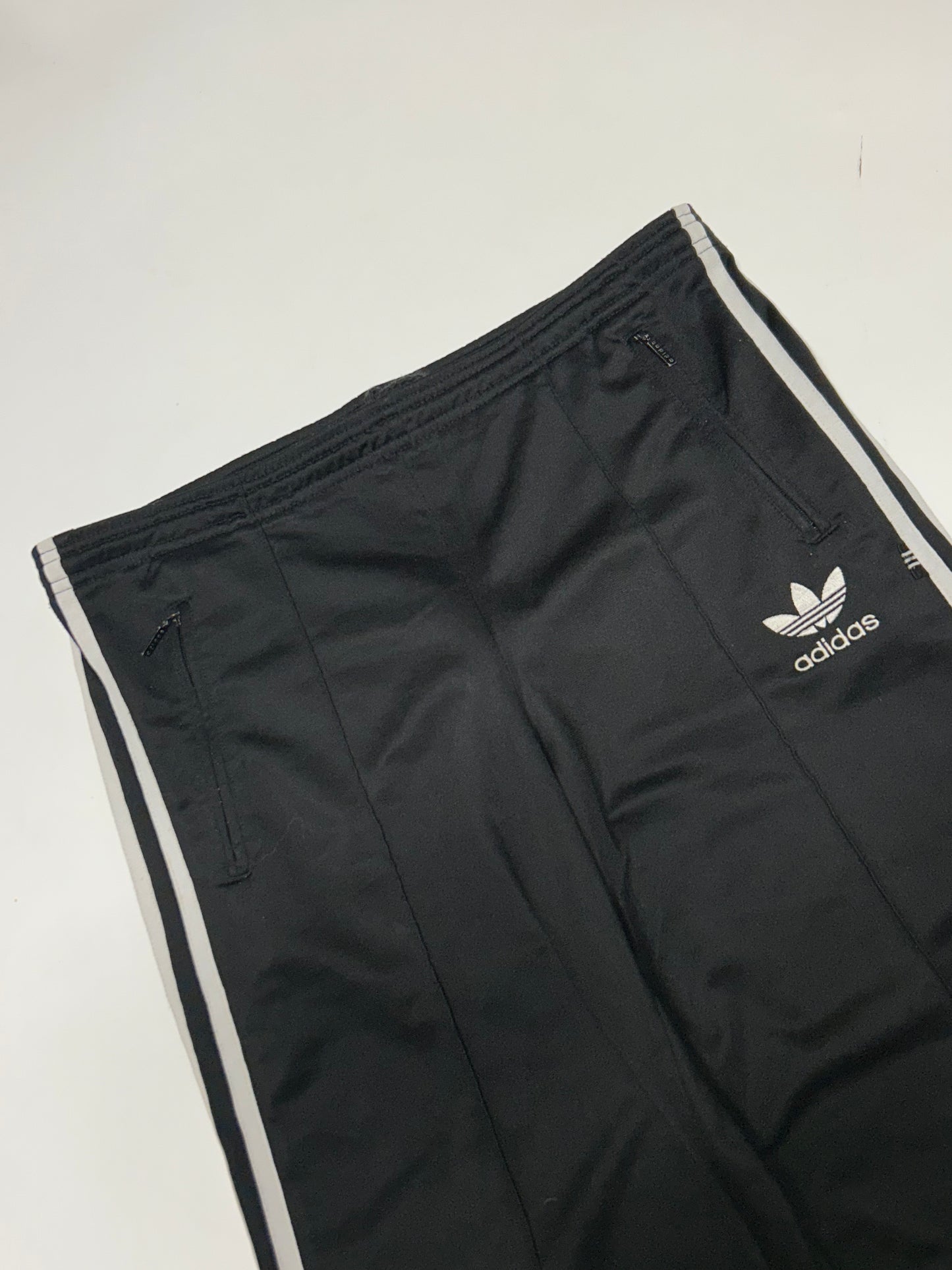 Vintage 90s Adidas originals baggy track pants (M)
