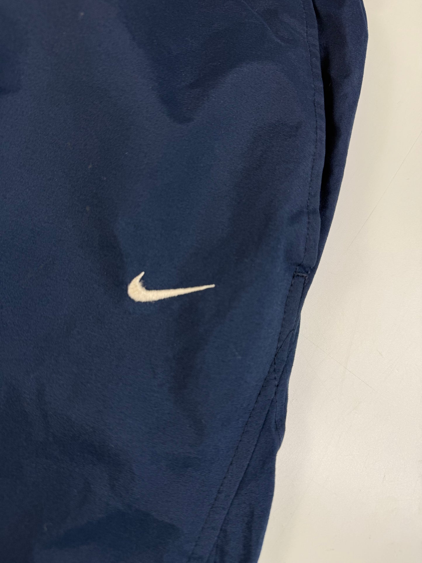 Vintage Nike baggy track pants (M)