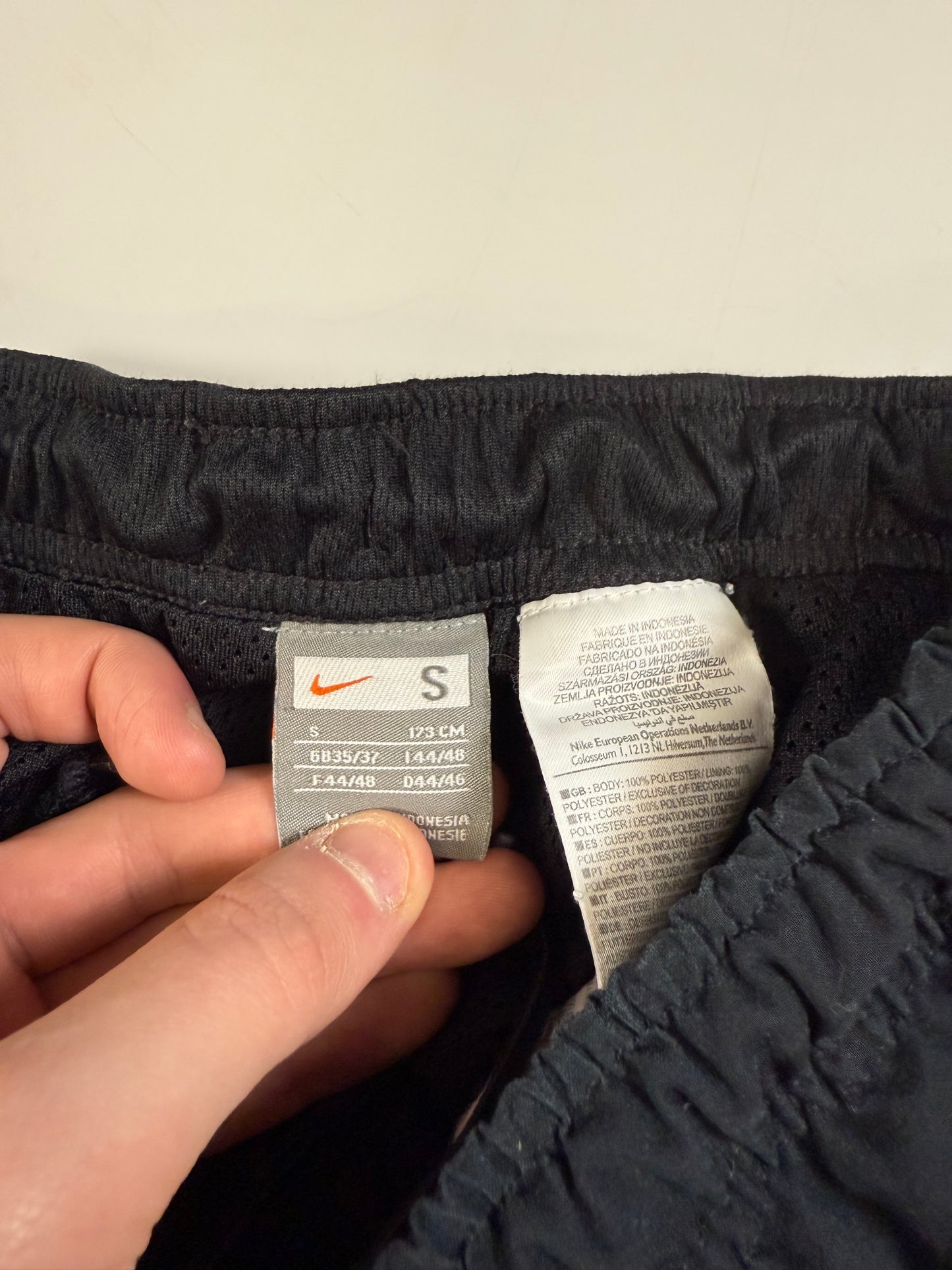 Vintage Nike side stripe track pants (S)