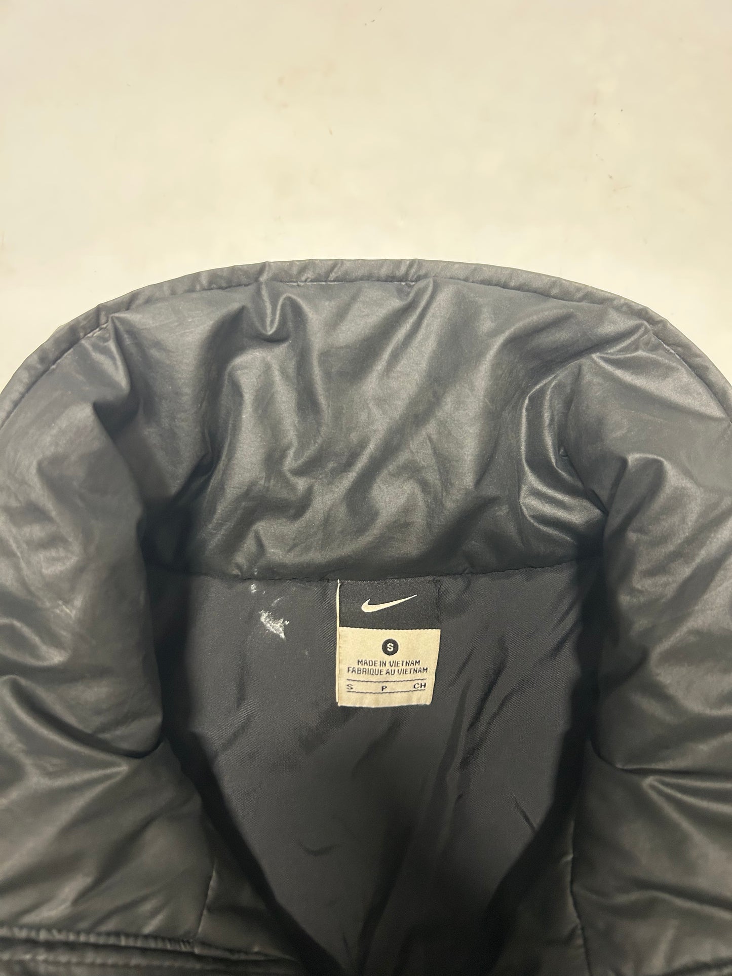 Nike puffer jacket (S)