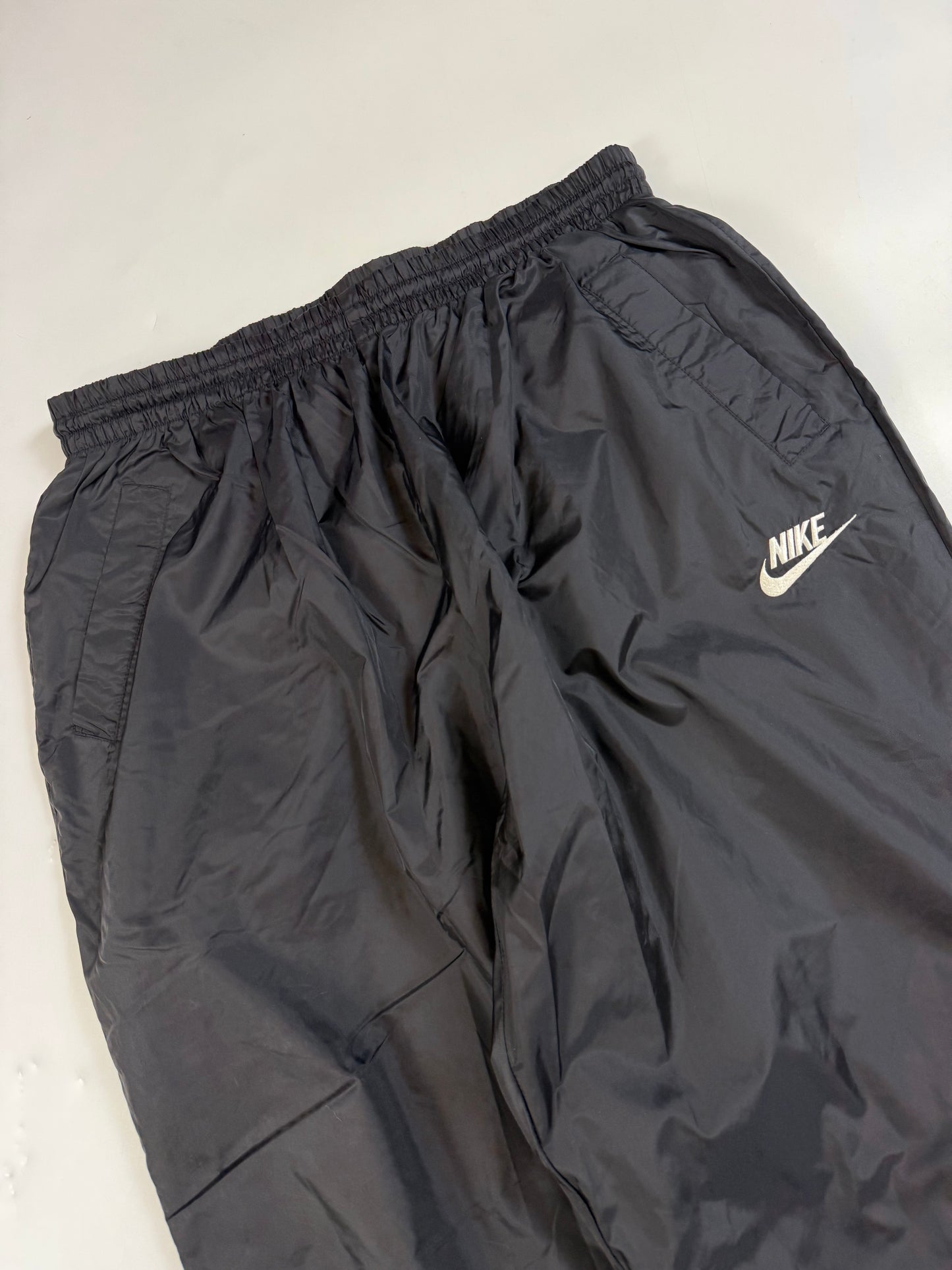 Vintage 90s Nike baggy track pants (XL)