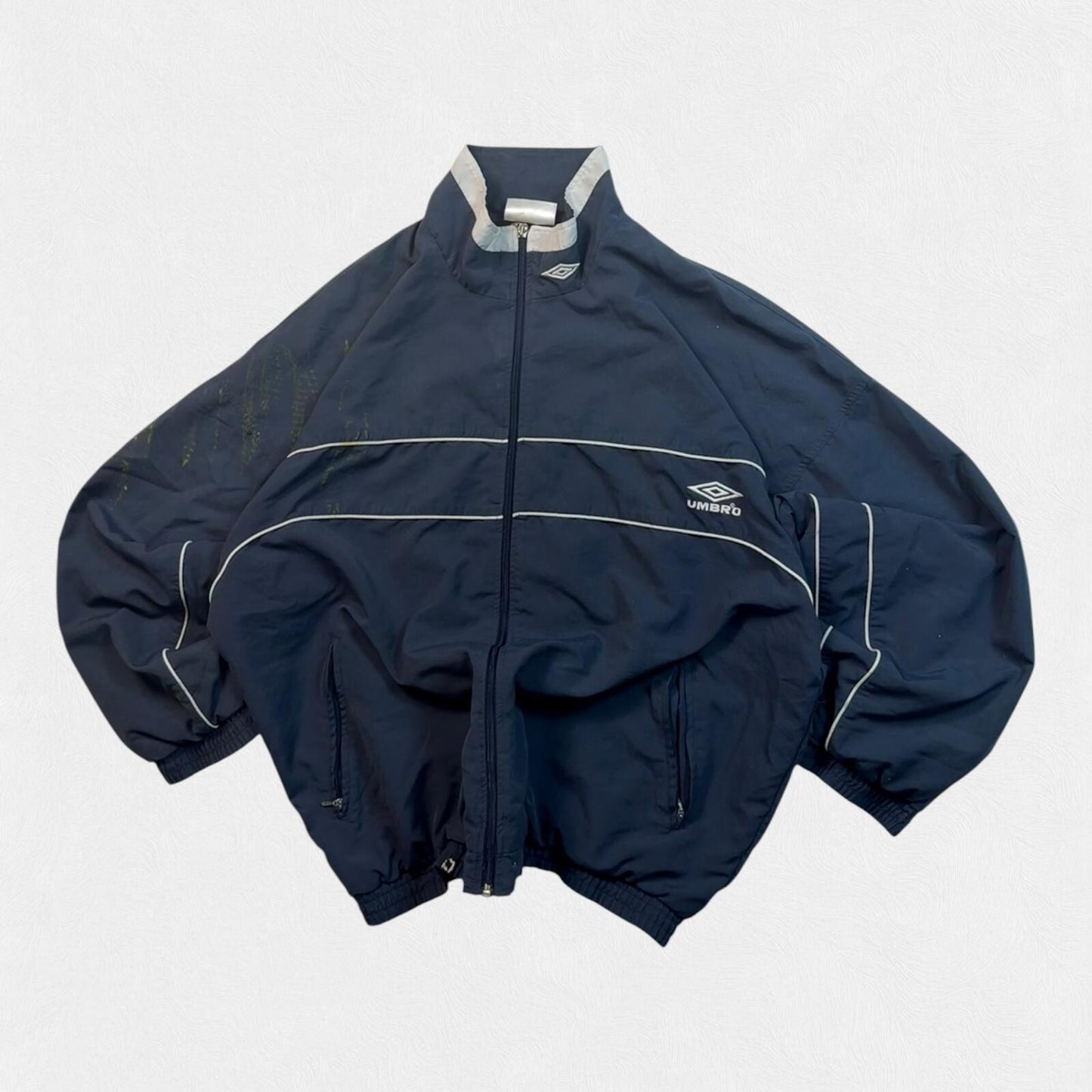 Vintage Y2K Umbro small logo track jacket (L)