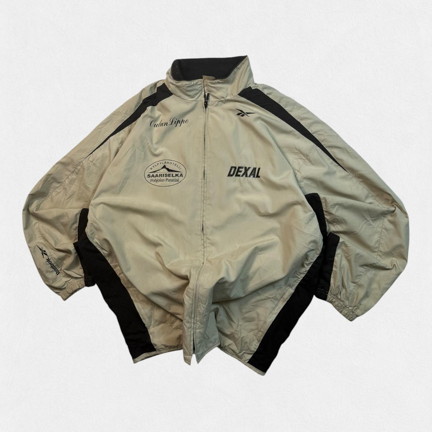 Vintage Y2K Reebok track jacket (XXL)