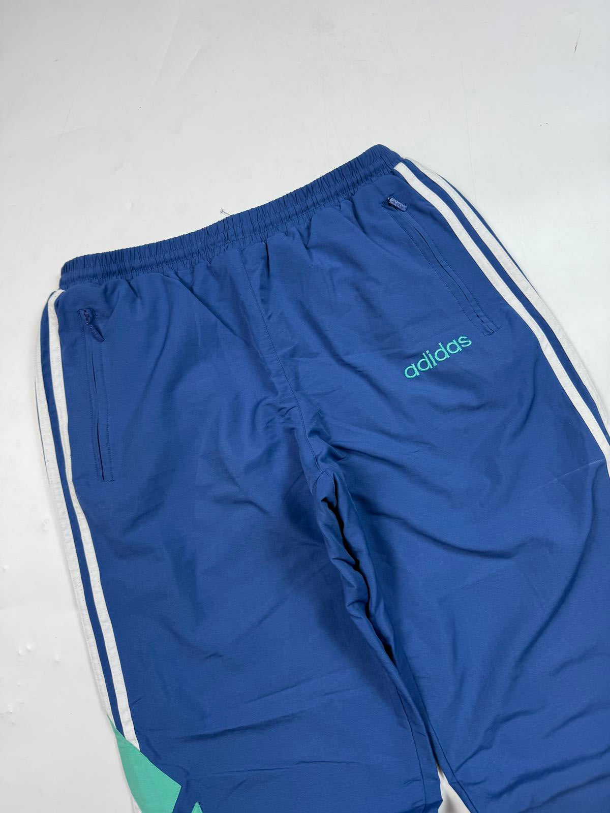 Vintage 90s adidas originals baggy track pants (M)