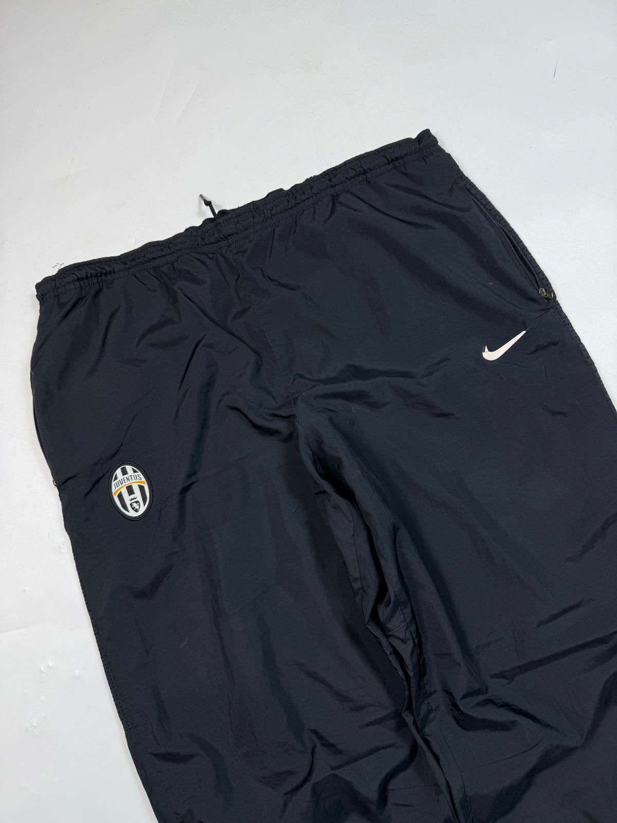 Vintage Juventus 2009/10 Nike baggy track pants (XL)