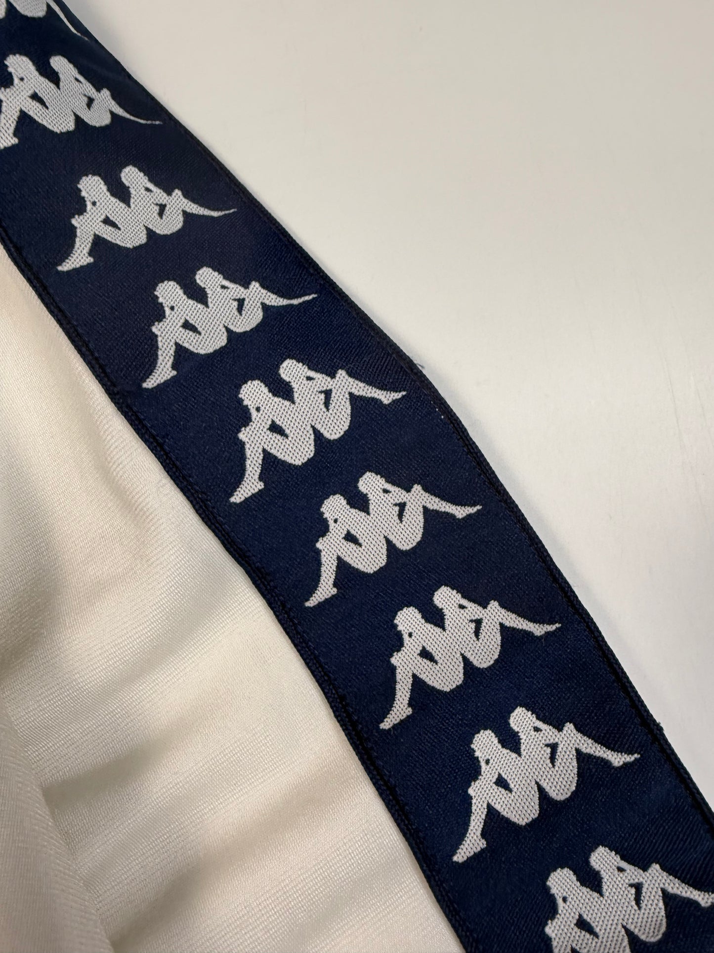 Vintage 90s Kappa side stripe track jacket (M)