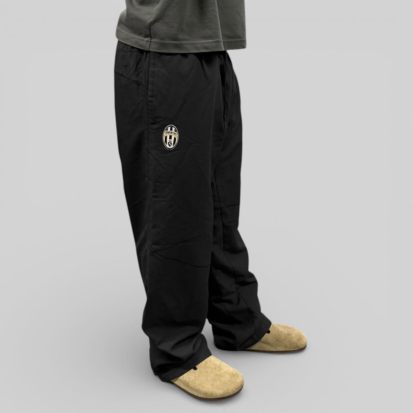 Vintage Juventus 2007/08 Nike baggy track pants (XL)
