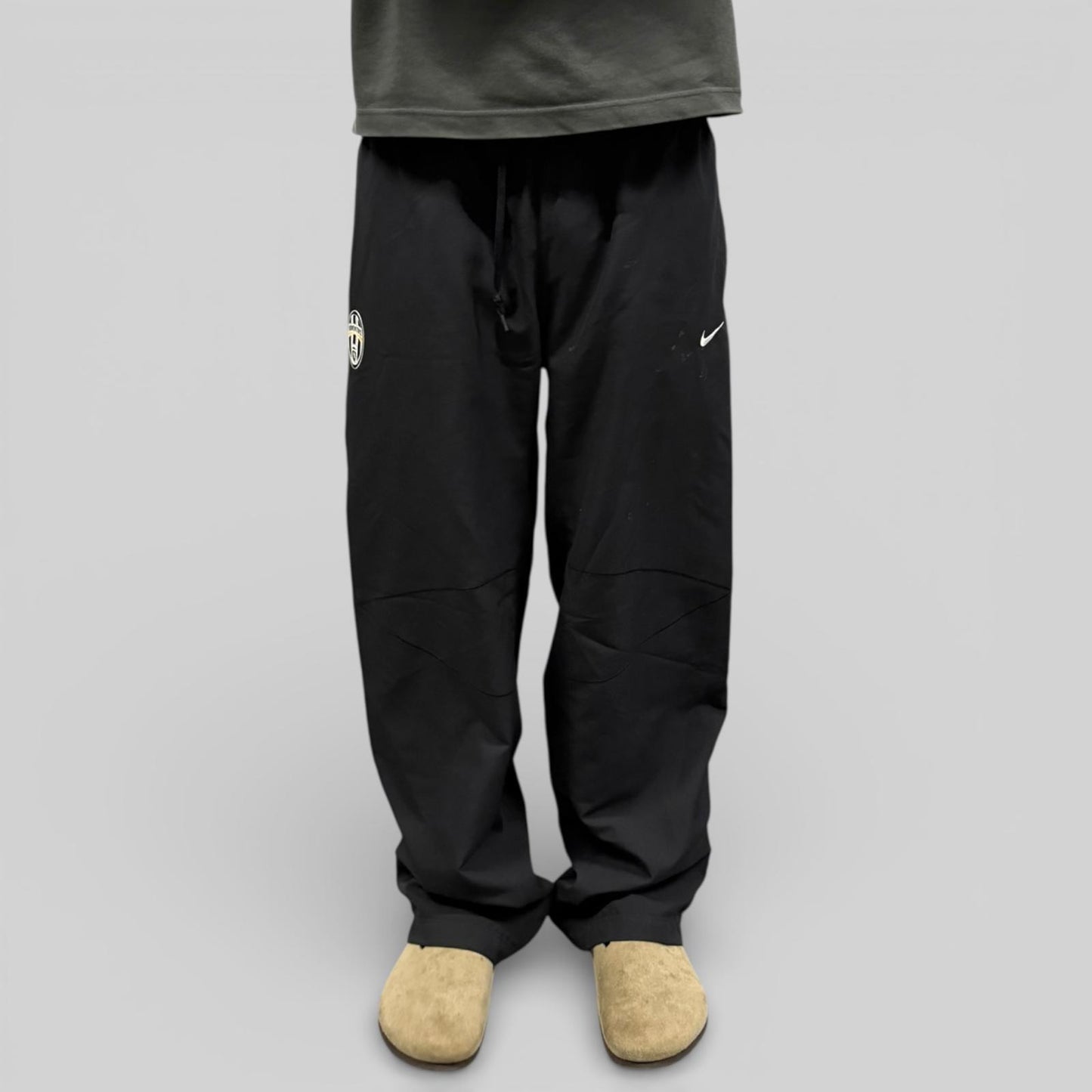 Vintage Juventus 2007/08 Nike baggy track pants (XL)