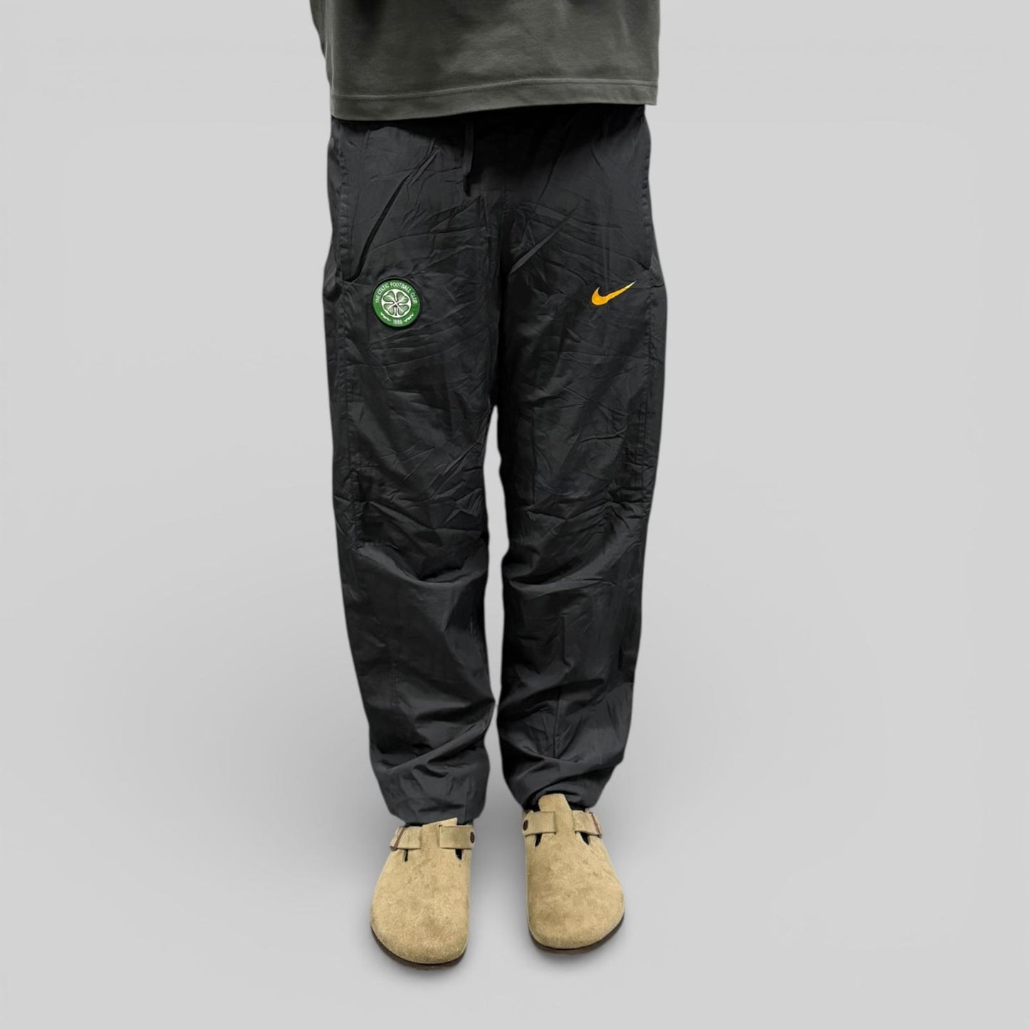 Celtic 2010/11 Nike football baggy track pants (S)