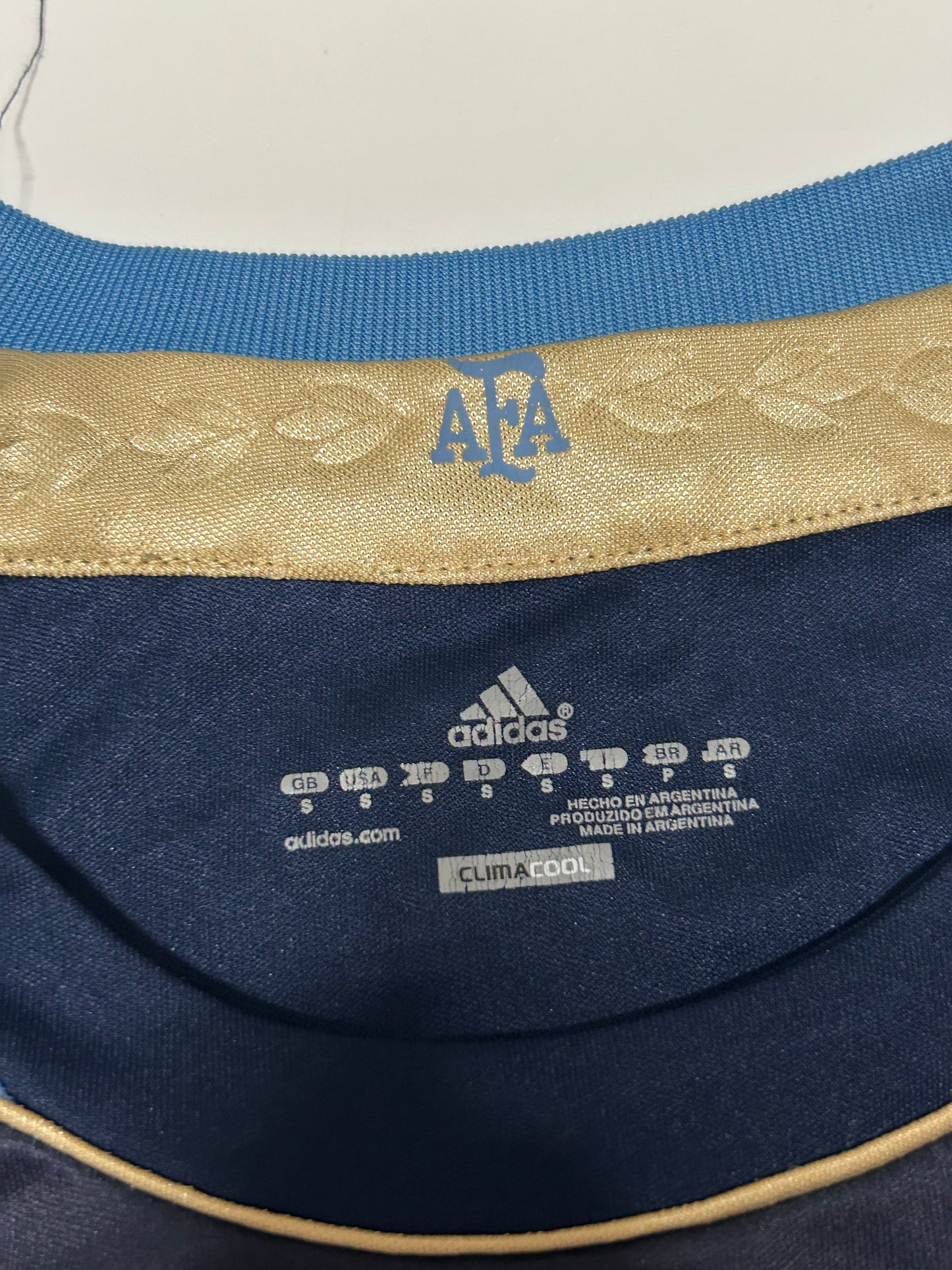 Argentina 2011/12 Adidas away shirt (S)