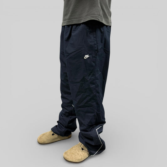 Vintage Nike baggy track pants (XXL)