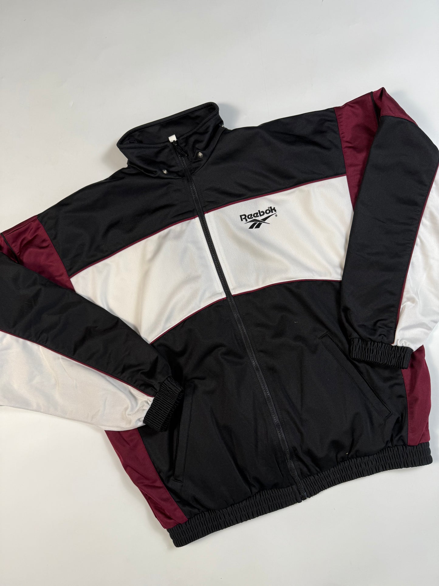 Vintage 90s Reebok spell out track jacket (L)