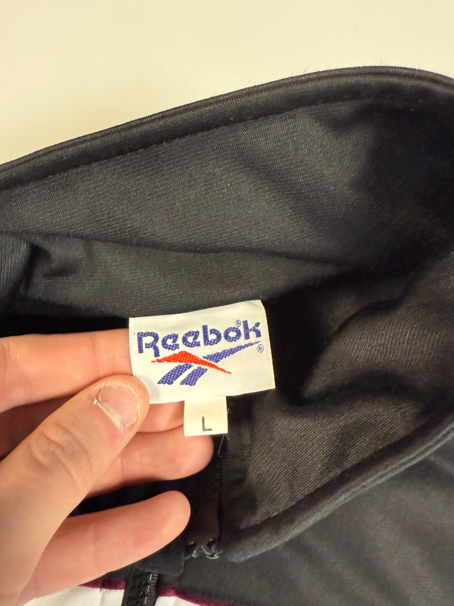 Vintage 90s Reebok spell out track jacket (L)
