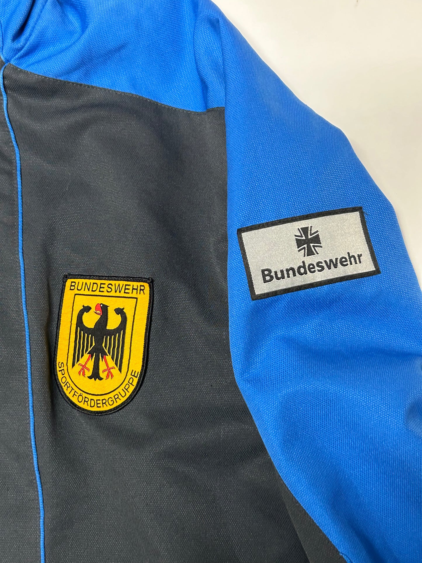 Vintage Germany 2009 Adidas Bundeswehr track jacket (M)