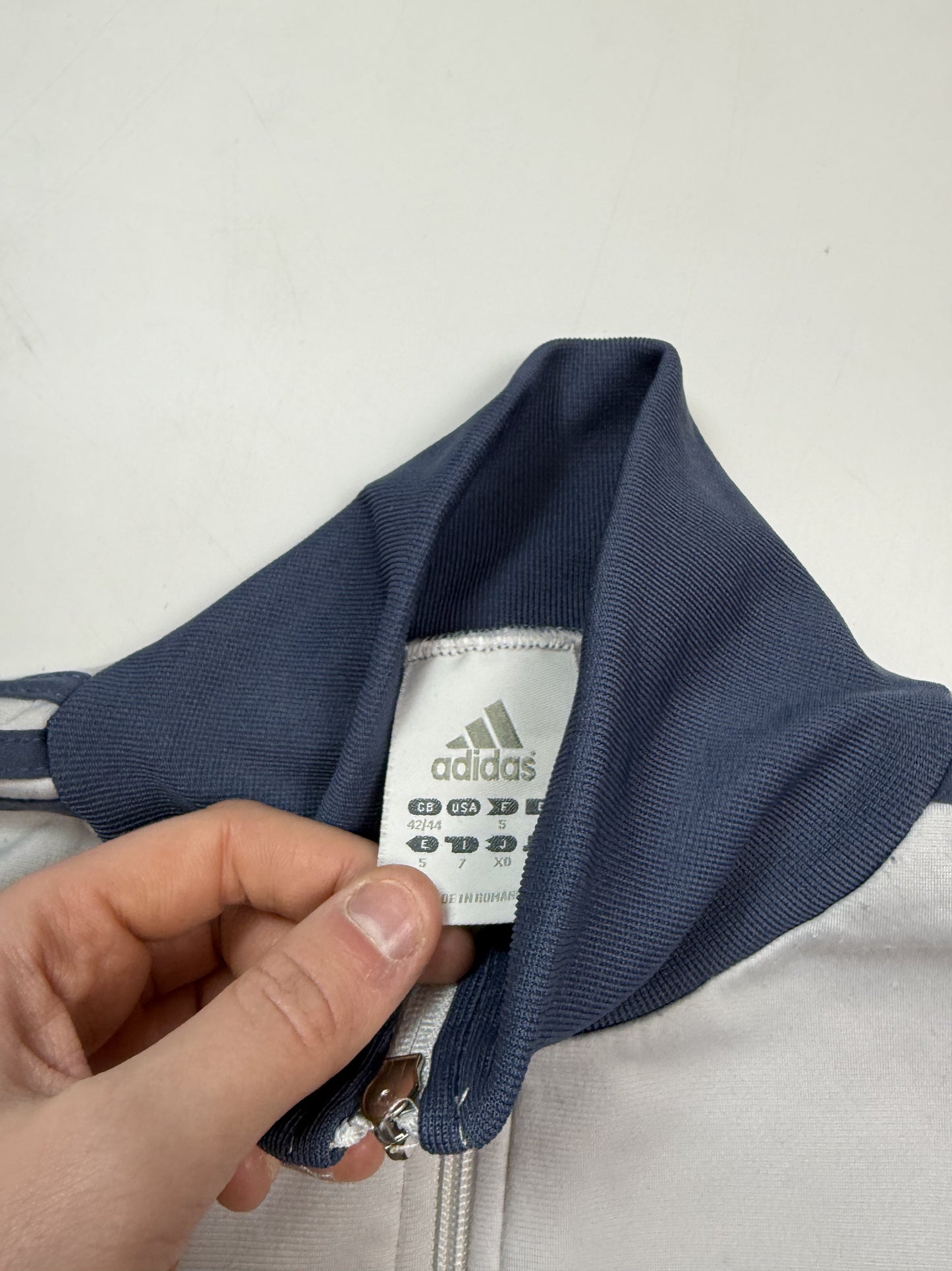 Vintage Adidas small logo track top (XL)
