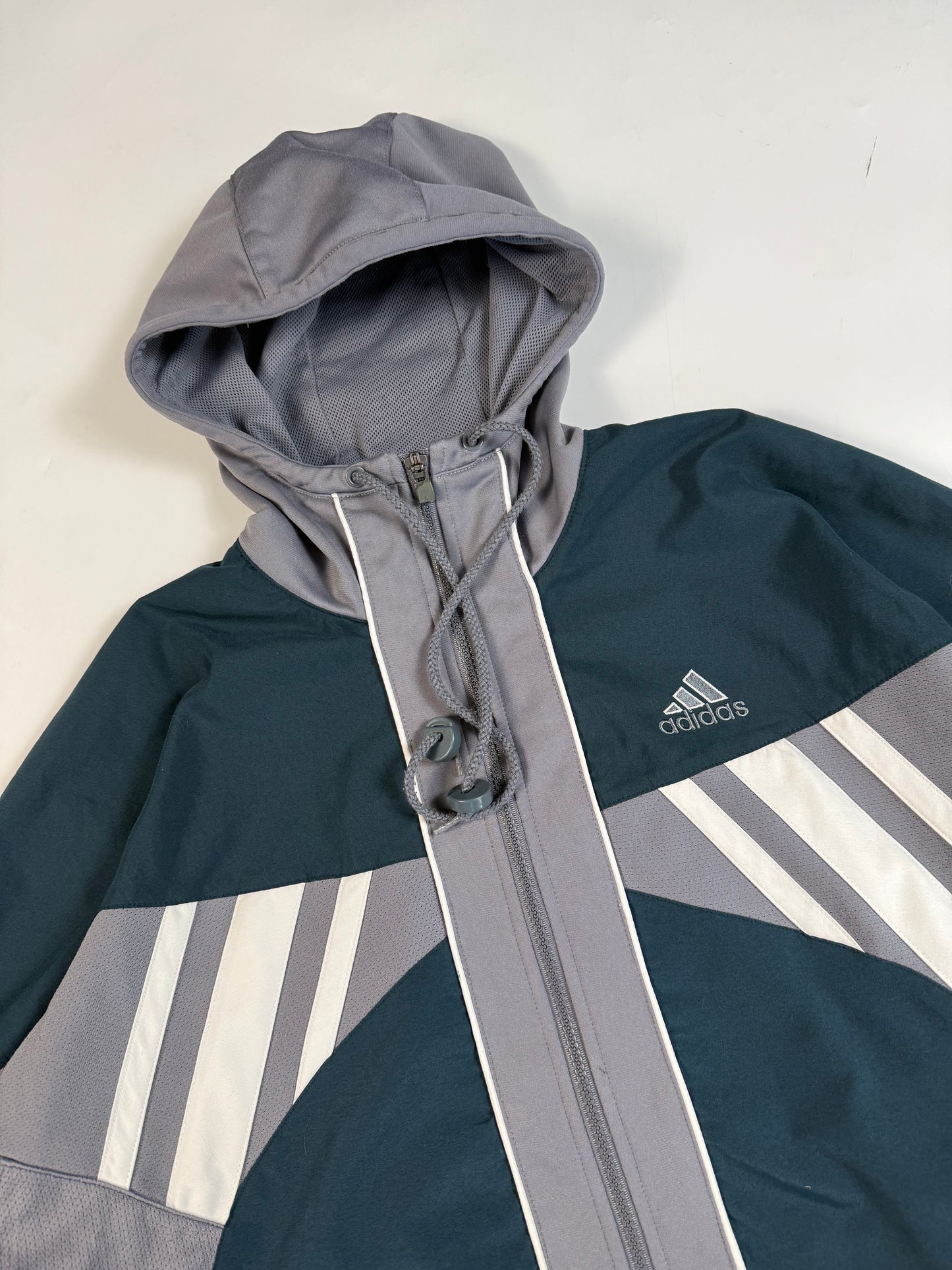 Vintage 90s Adidas hooded jacket (M)