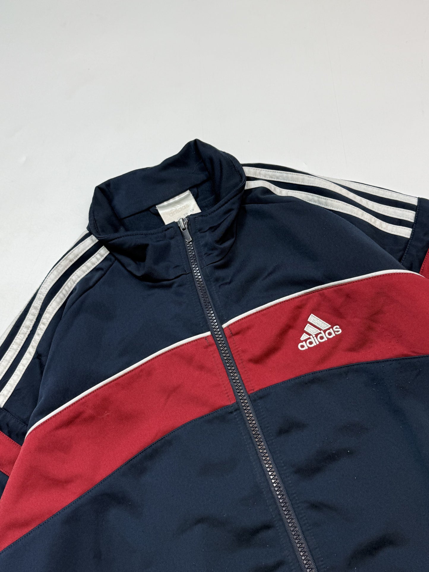Vintage Adidas small logo track jacket (L)