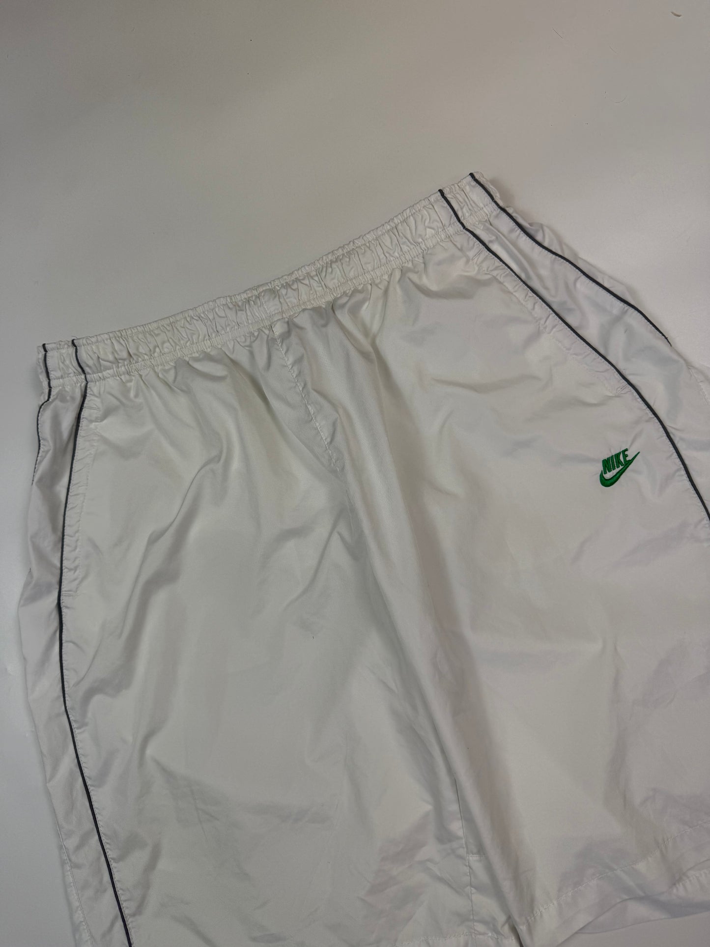 Vintage Nike baggy sport shorts (XL)