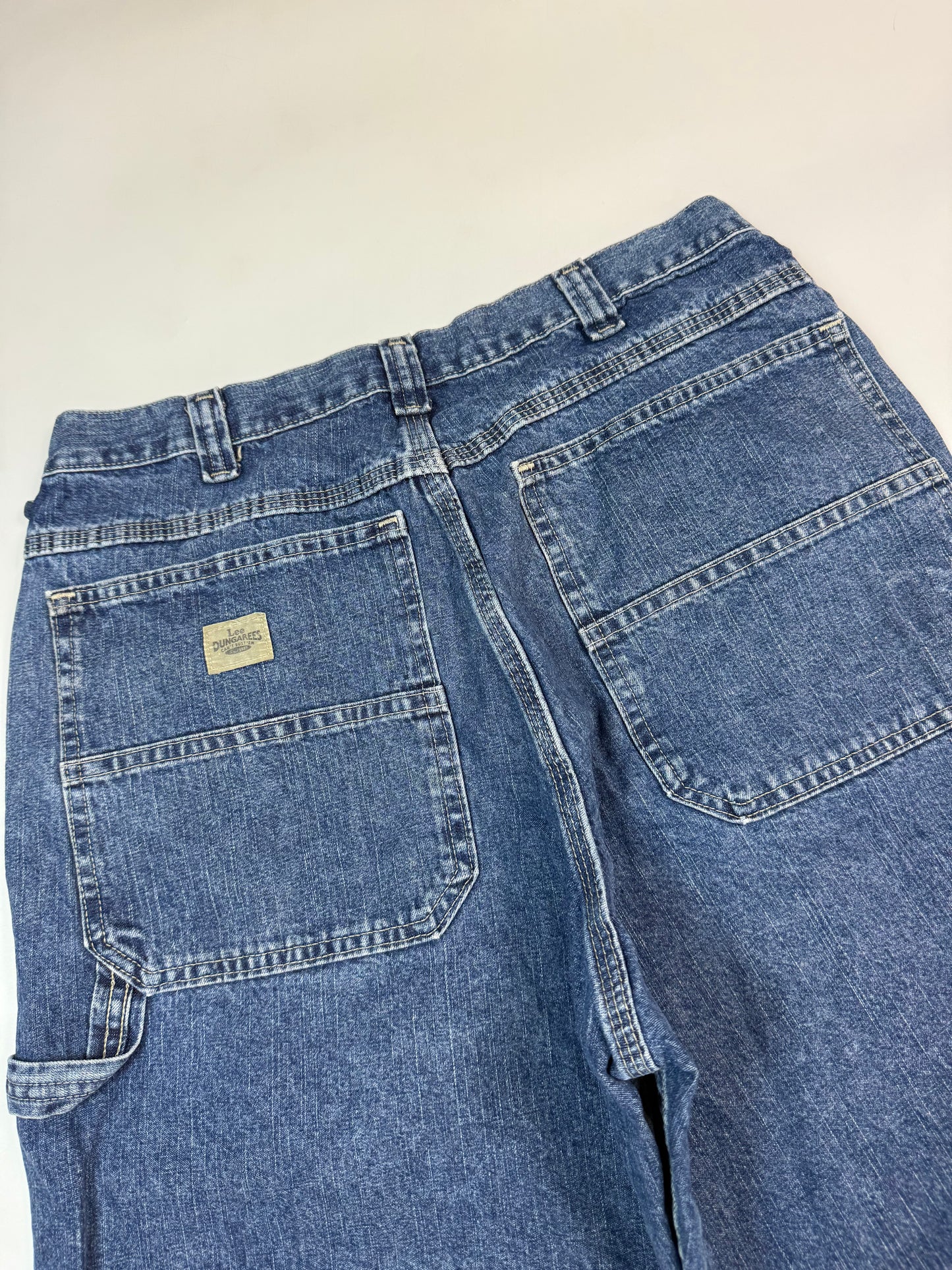 Vintage Lee baggy carpenter jorts (W34)