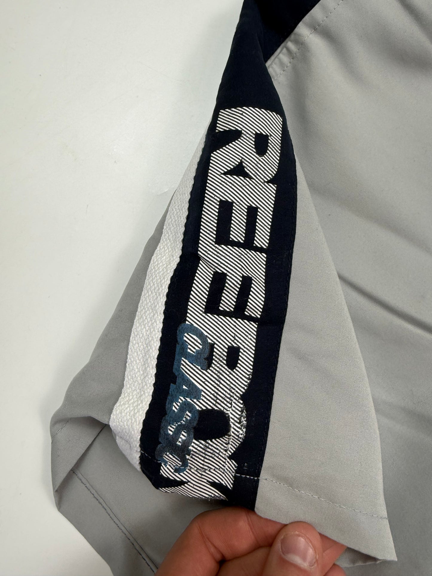 Vintage Reebok classic side stripe sport shorts (L)