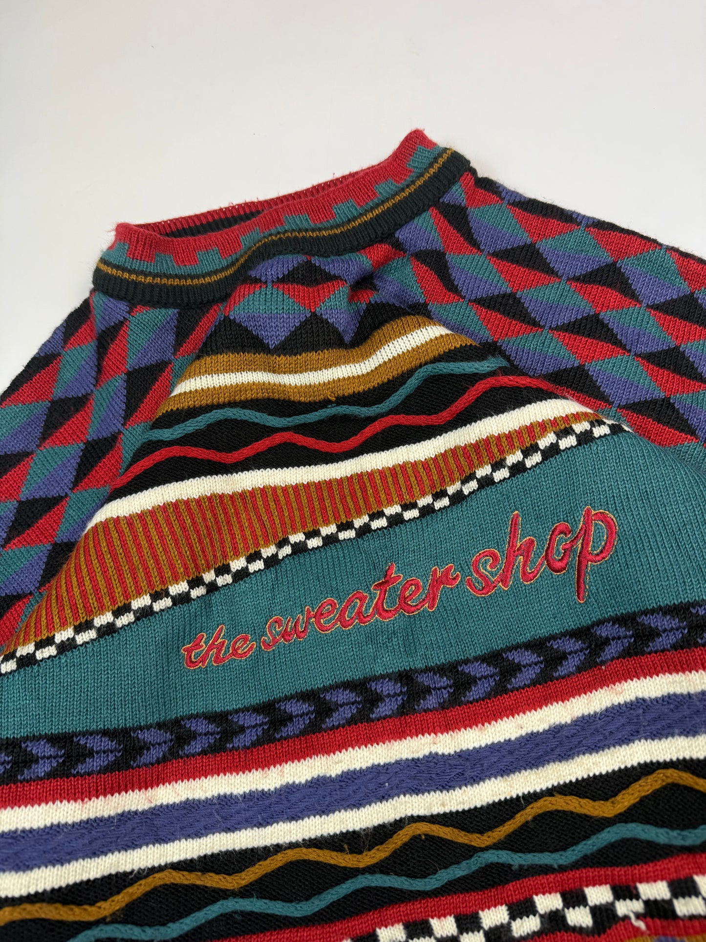 Vintage 90s The sweater shop abstract knit sweater (XL)
