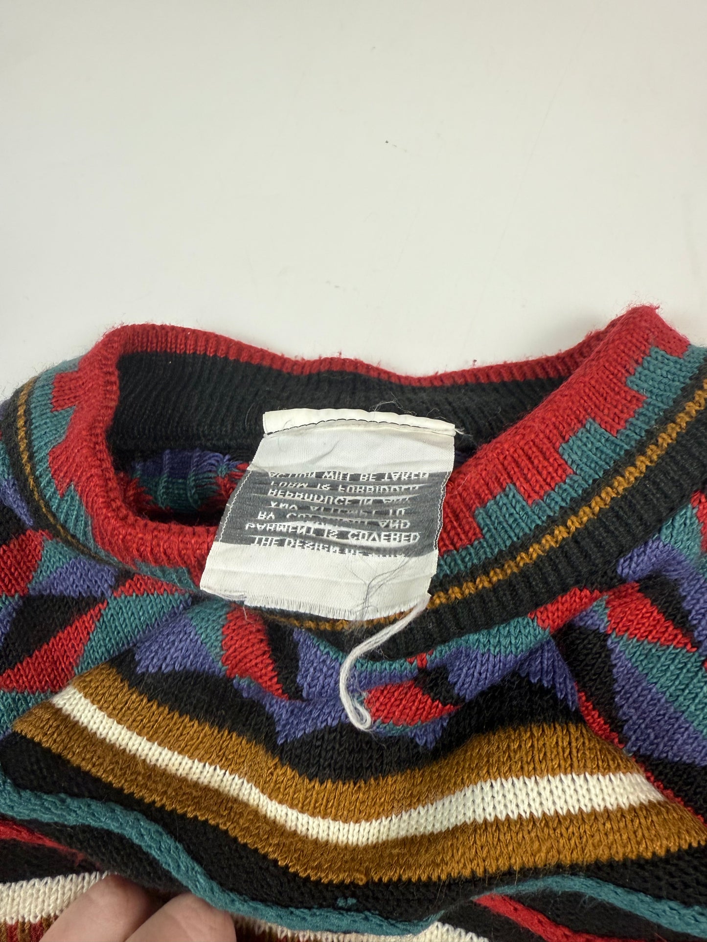 Vintage 90s The sweater shop abstract knit sweater (XL)
