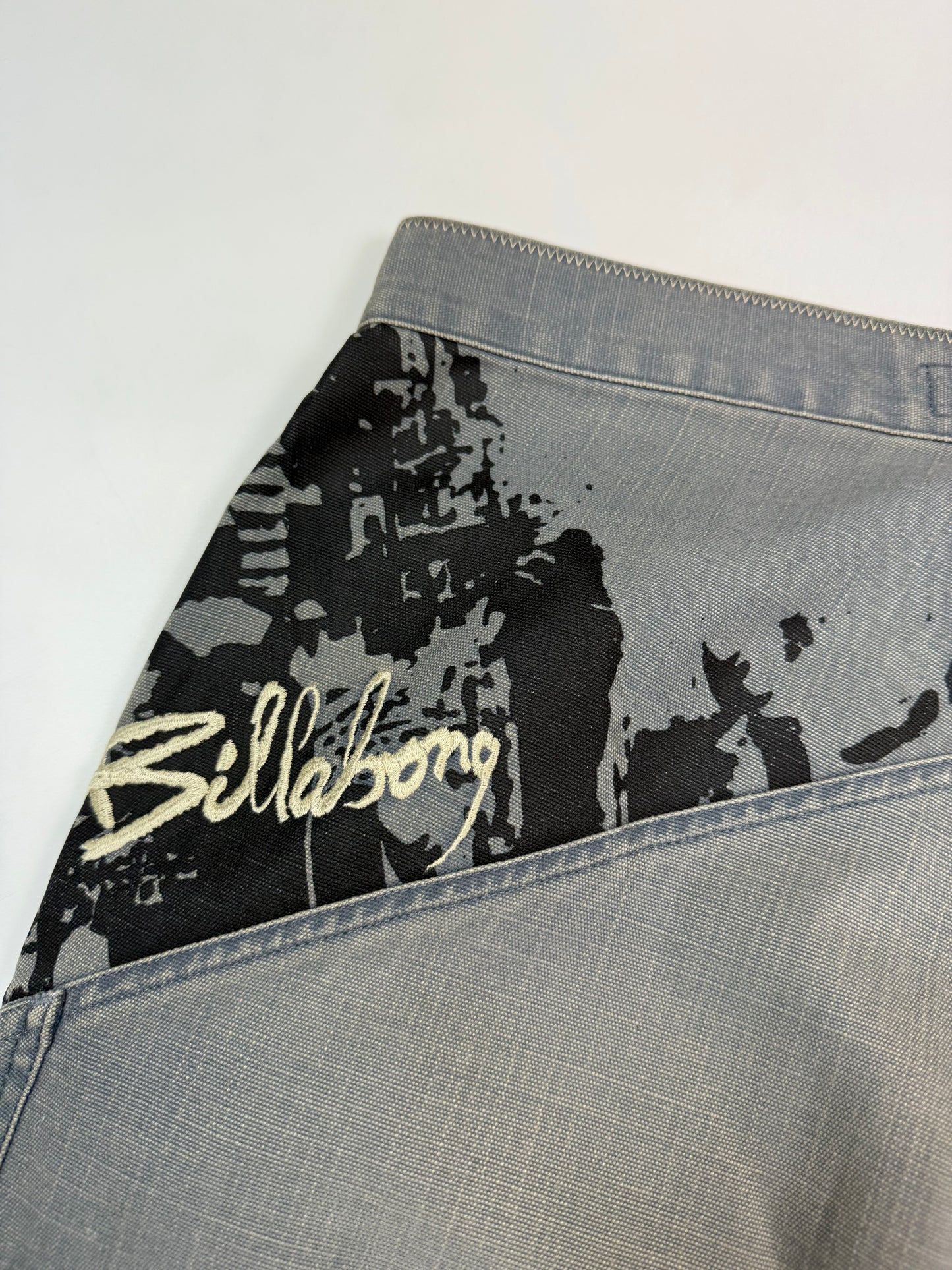 Vintage Billabong baggy jorts (W30)