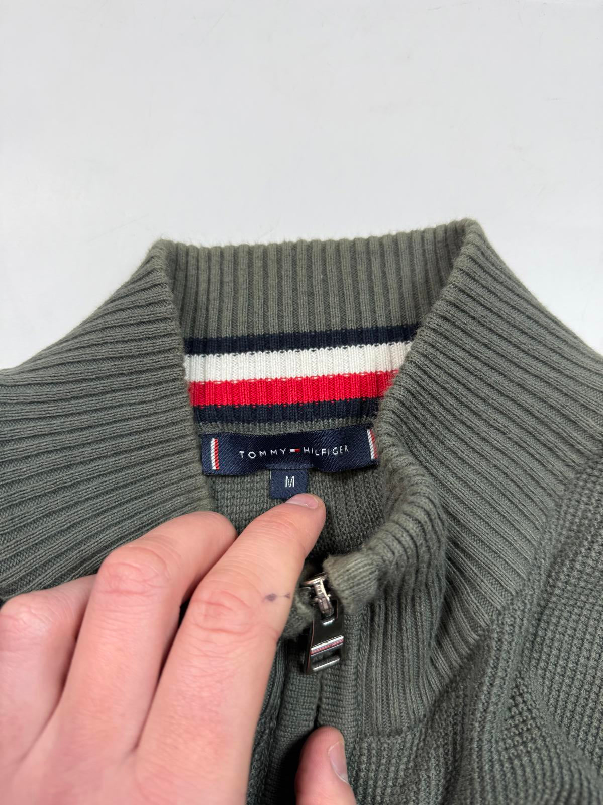 Tommy Hilfiger zip up knit sweater (M)