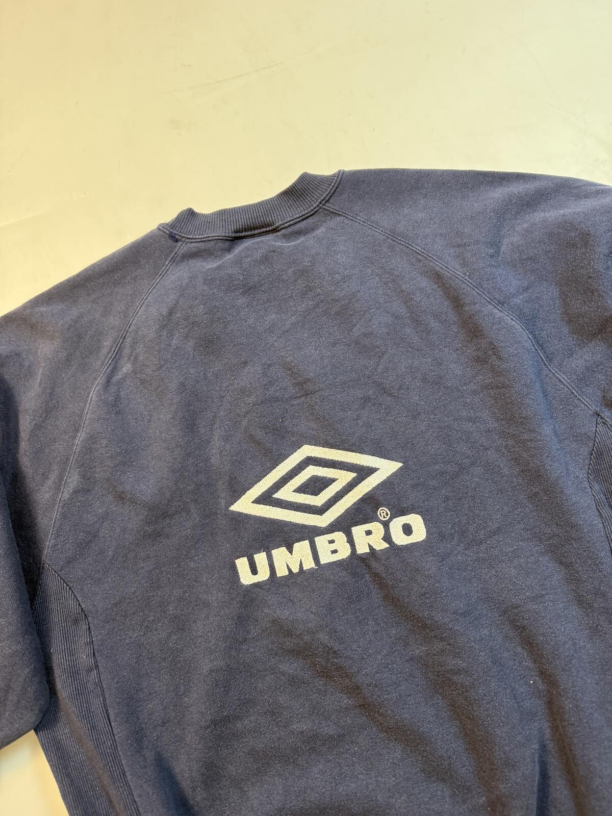 Vintage 90s Umbro pro training centre logo sweatshirt (L)