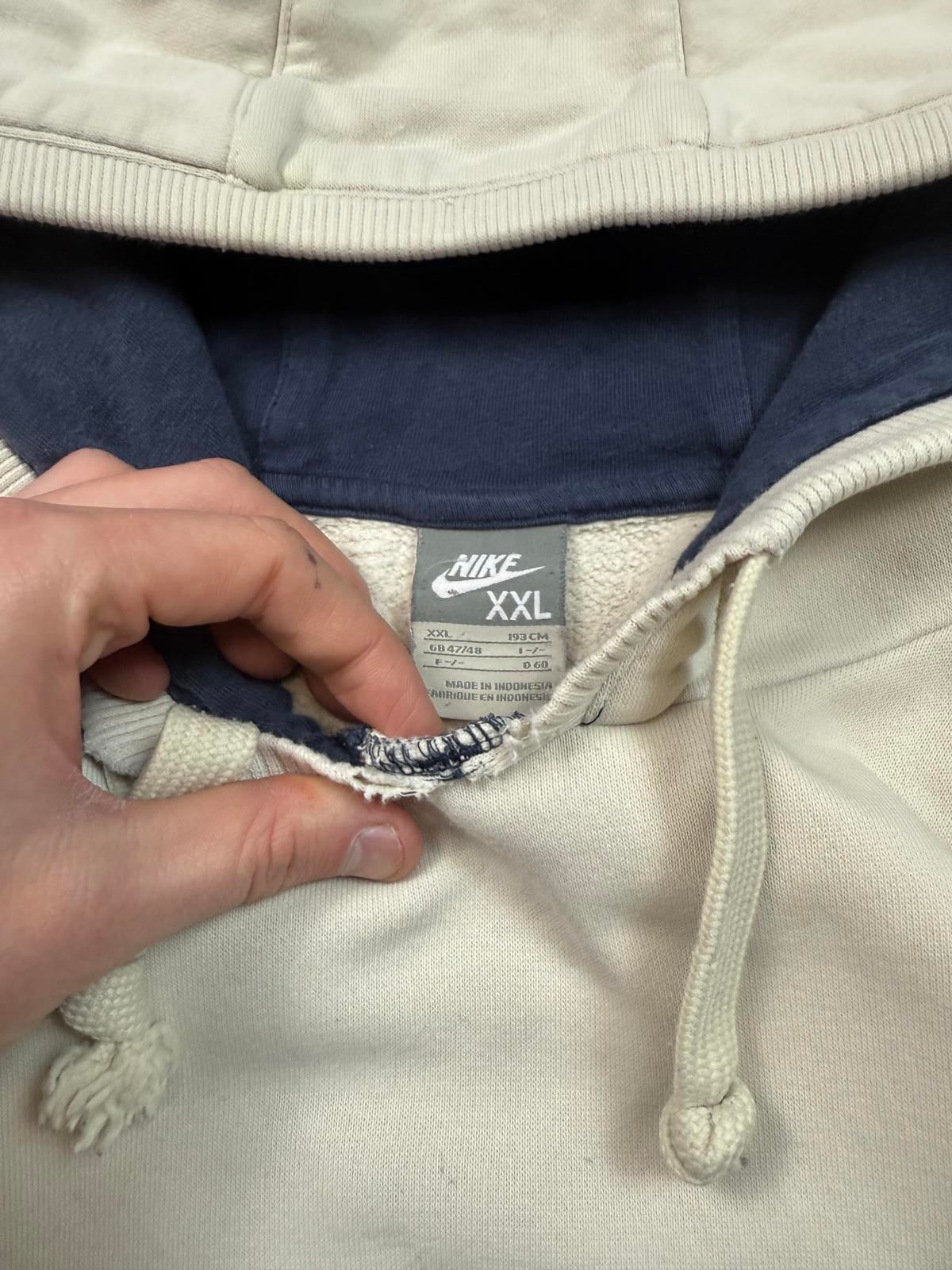 Vintage Nike centre logo hoodie (XXL)