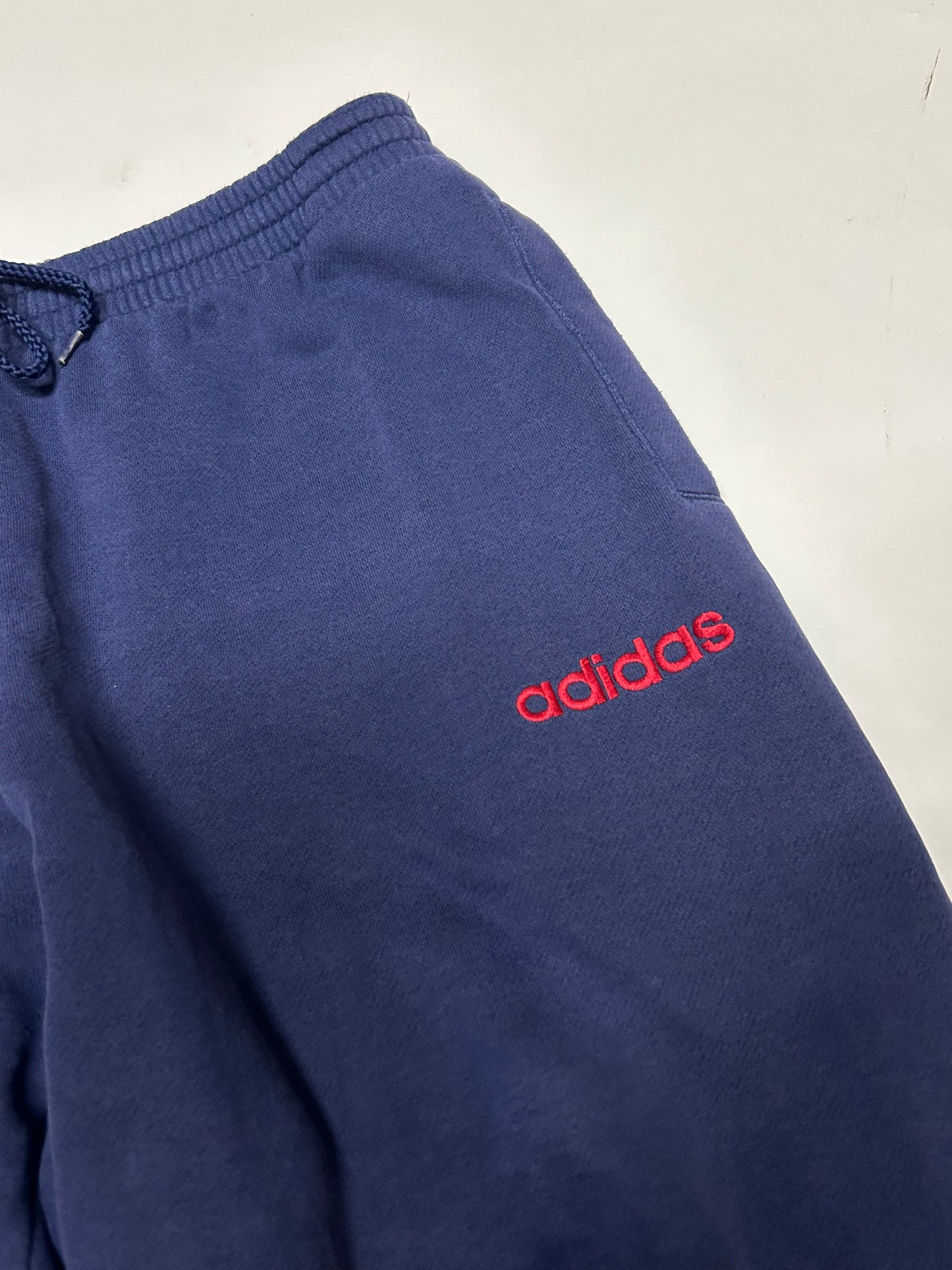 Vintage Adidas joggers (M)