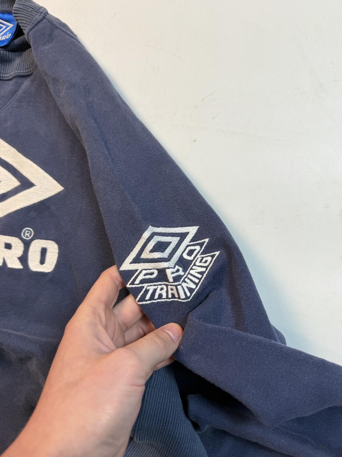 Vintage 90s Umbro pro training centre logo sweatshirt (L)