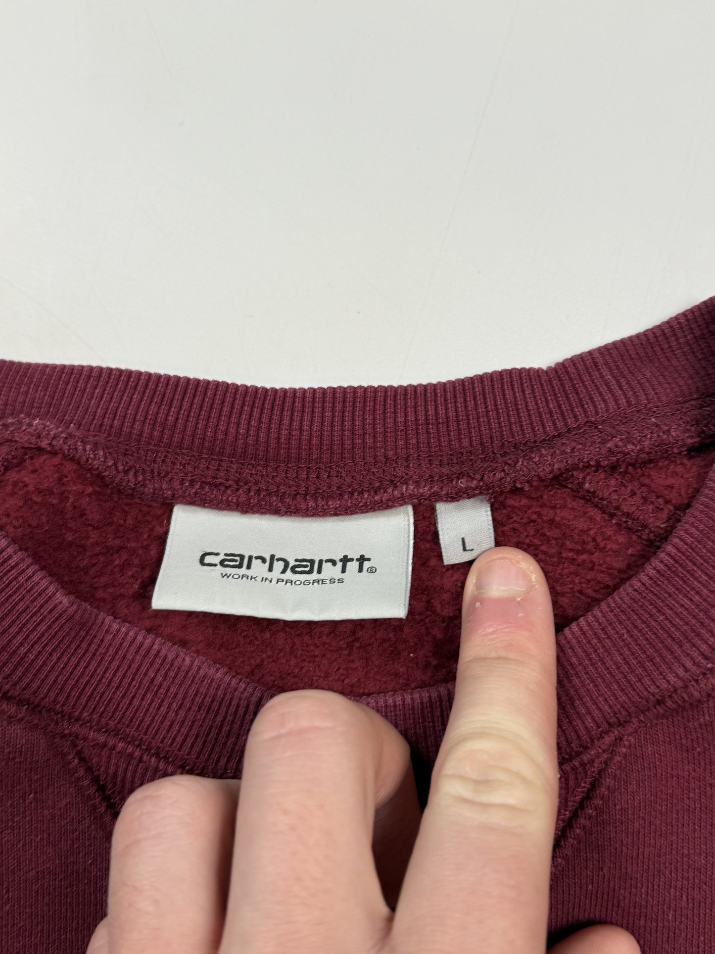 Carhartt blank sweatshirt (L)