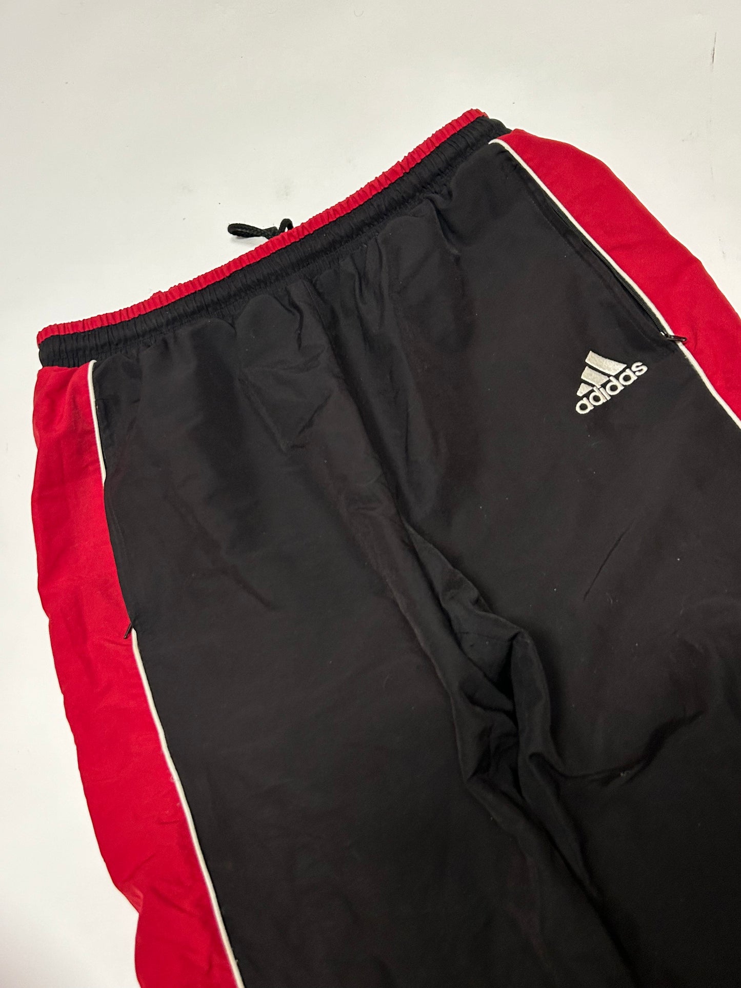 Vintage Adidas track pants (M)