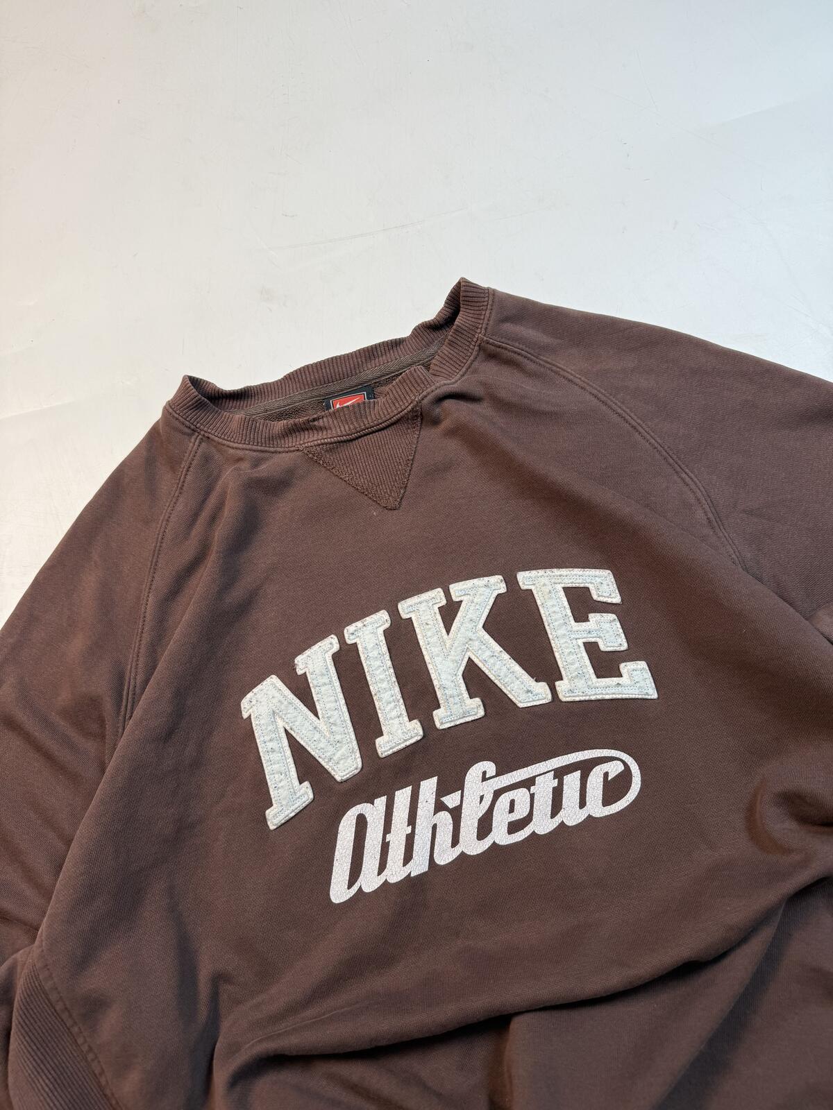 Vintage 90s Nike spell out sweatshirt (XL)