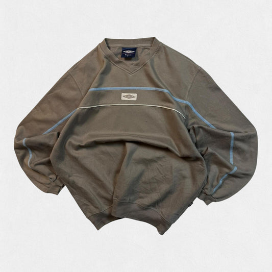 Vintage Umbro centre logo sweatshirt (L)