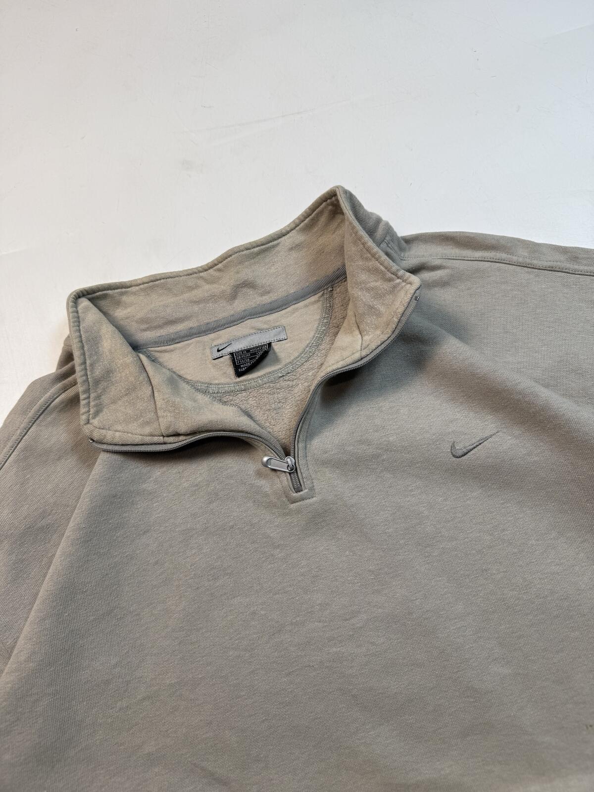 Vintage Y2K Nike quarter zip sweatshirt (XL)