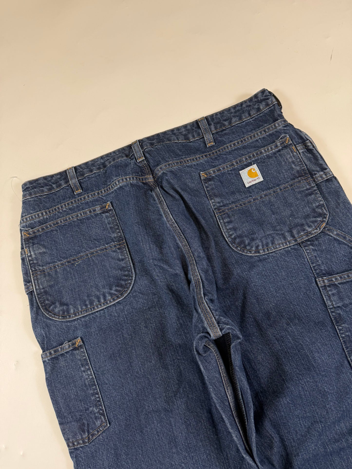 Vintage Carhartt baggy carpenter jeans (W38)