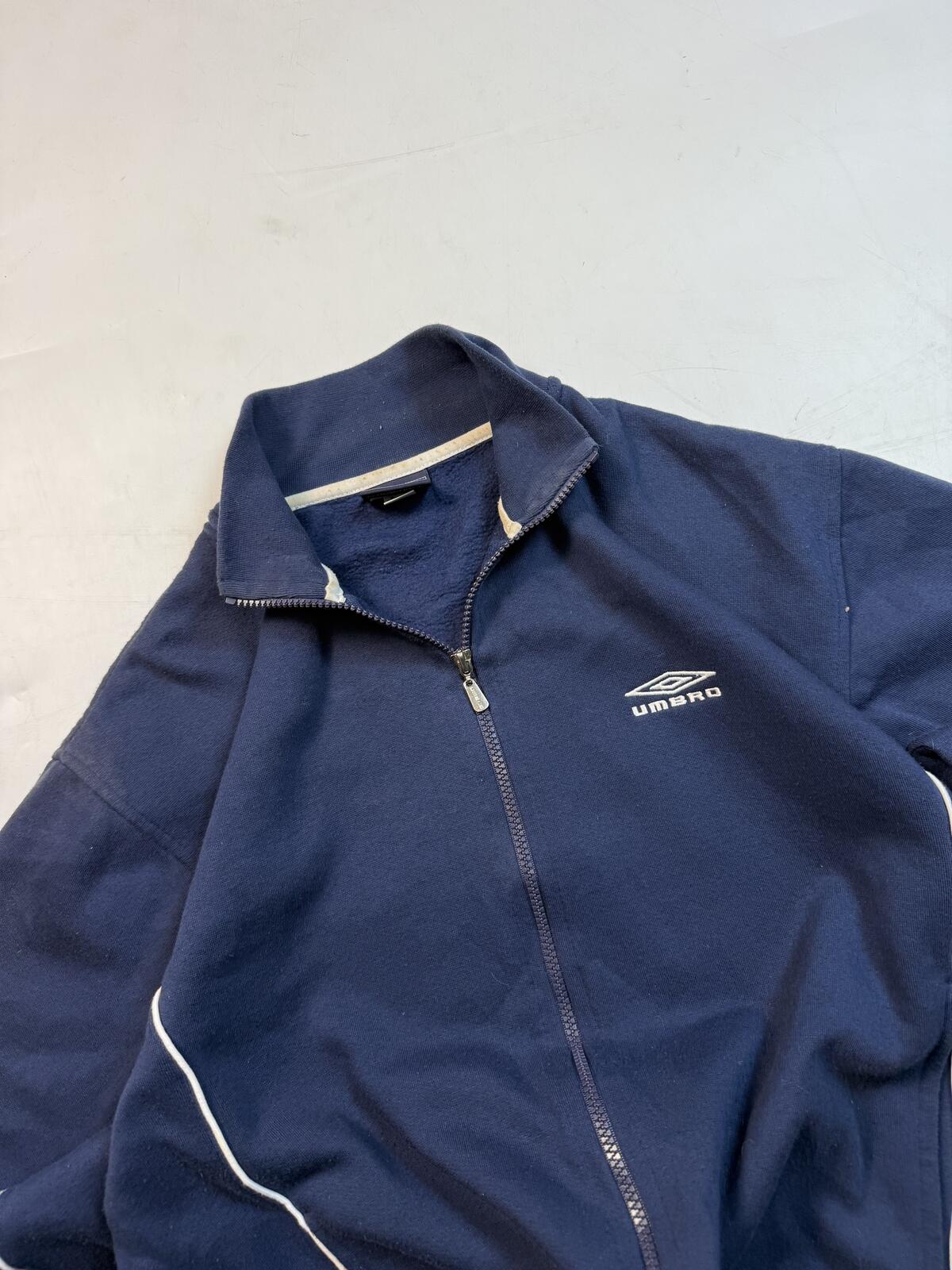 Vintage Y2K Umbro track top (M)