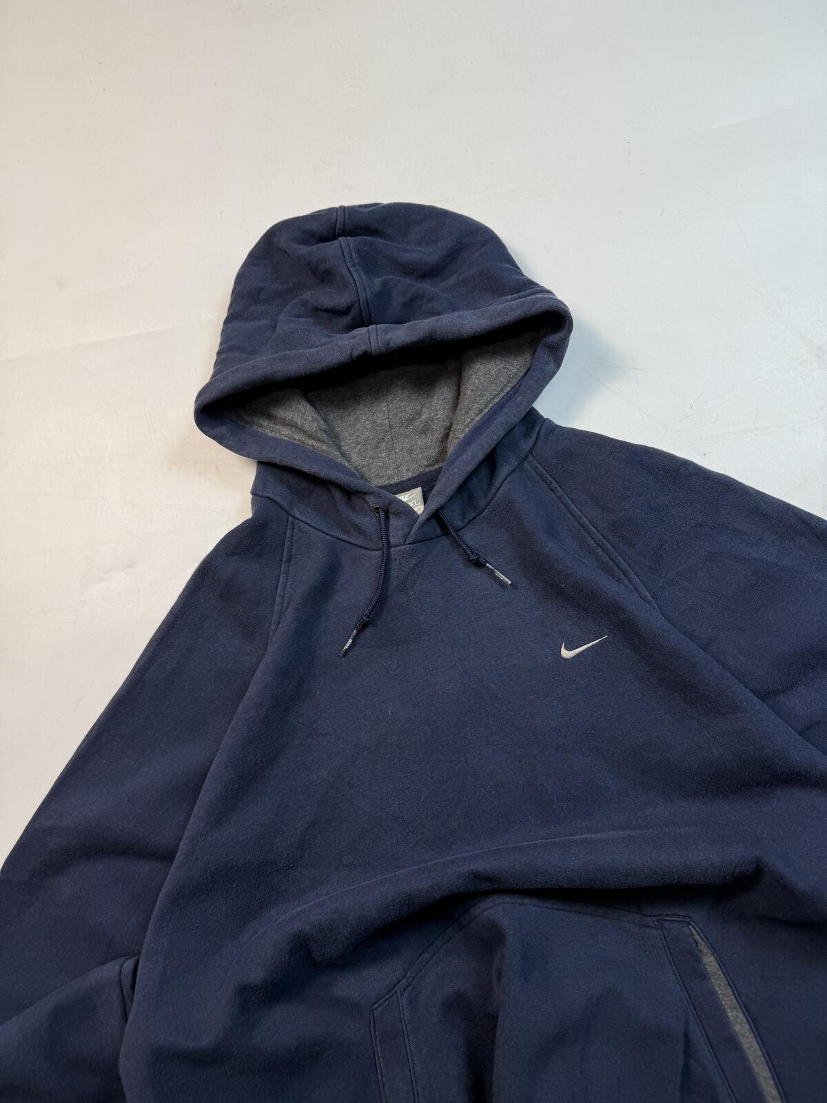 Vintage Nike mini swoosh hoodie (XL)